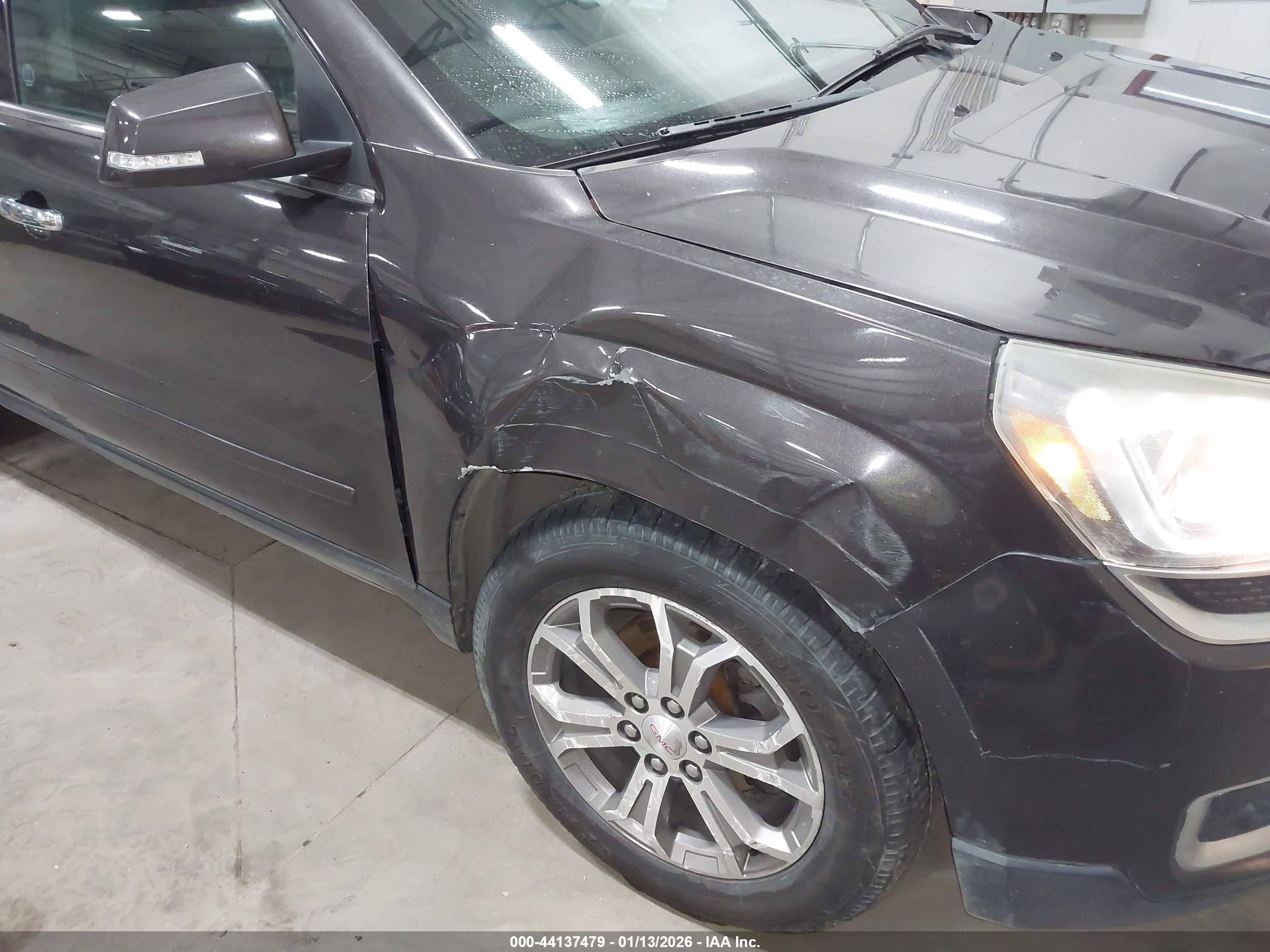 GMC ACADIA image 6