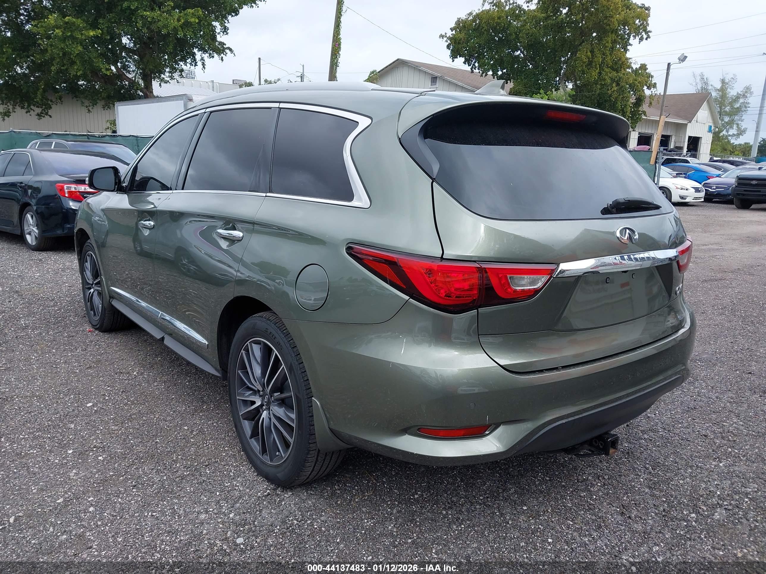 INFINITI QX60 image 3