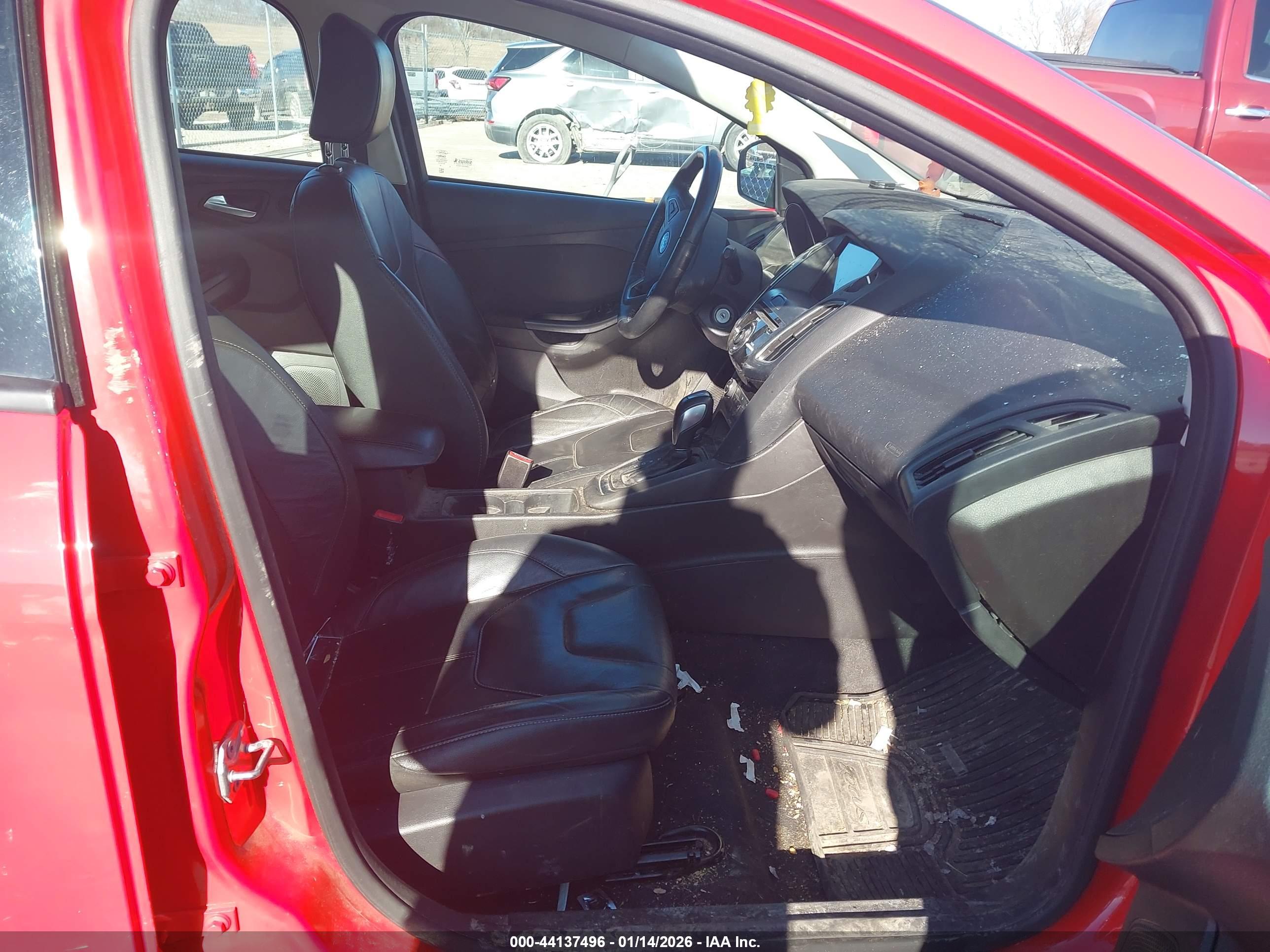 FORD FOCUS image 5