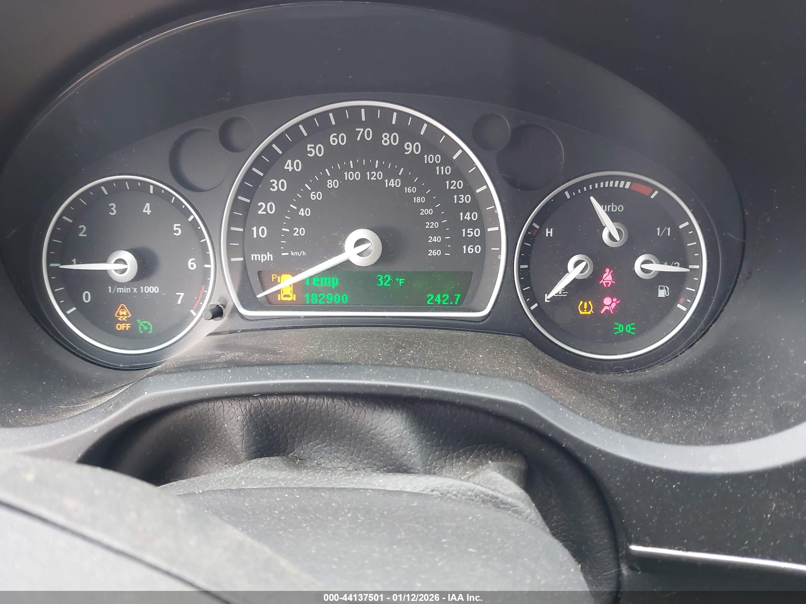 SAAB 9-3 image 7