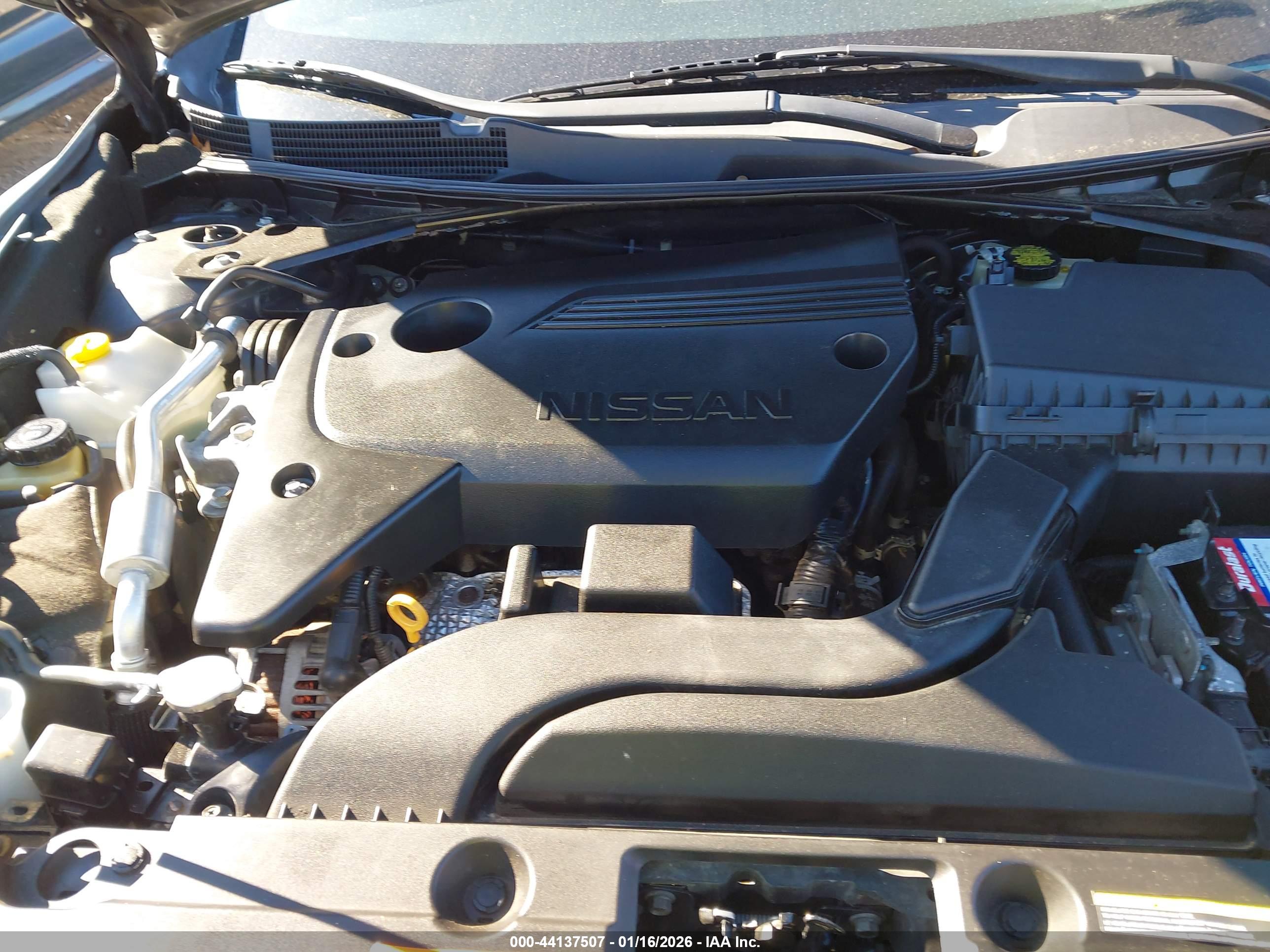 NISSAN ALTIMA image 10