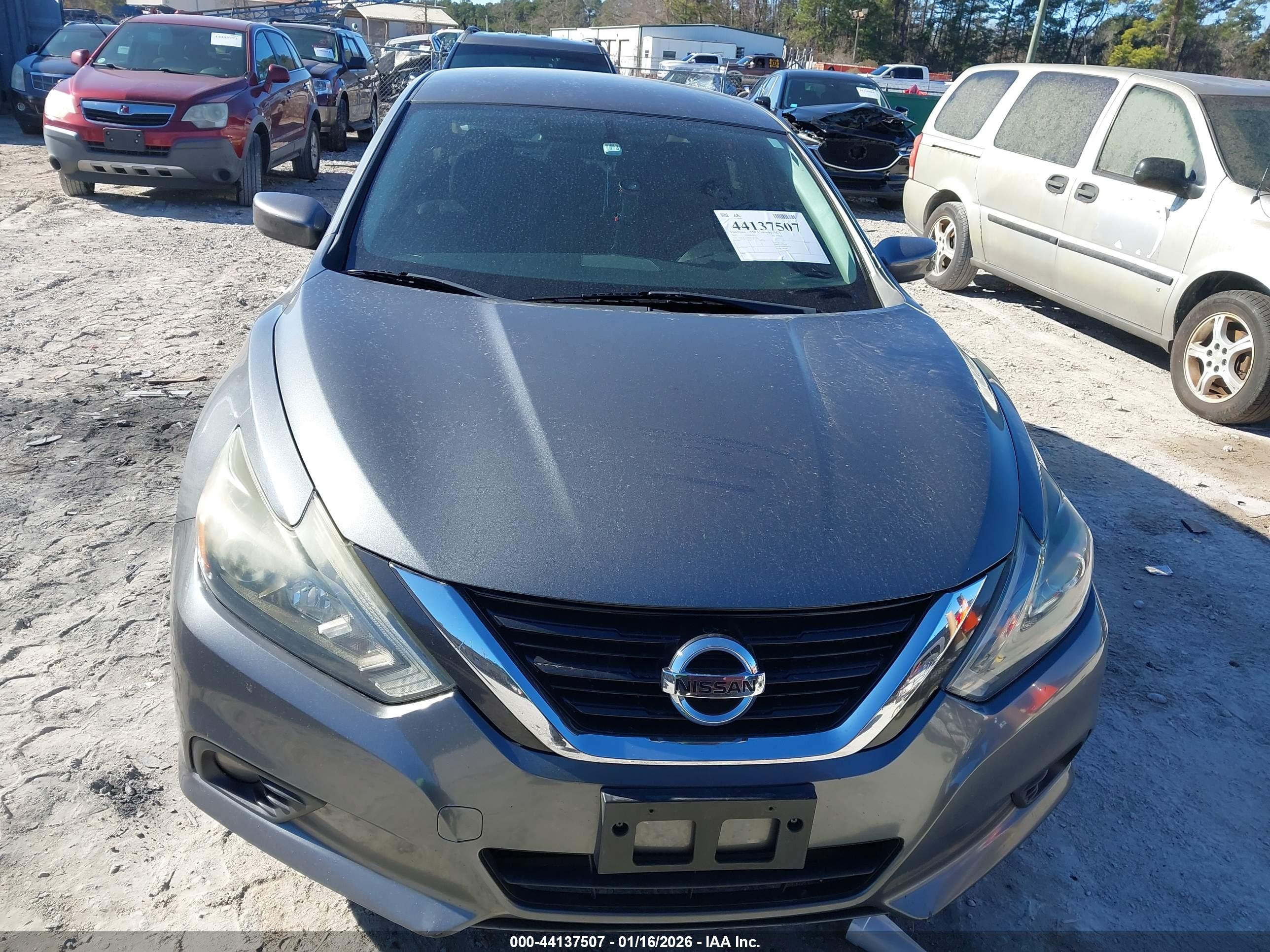 NISSAN ALTIMA image 6
