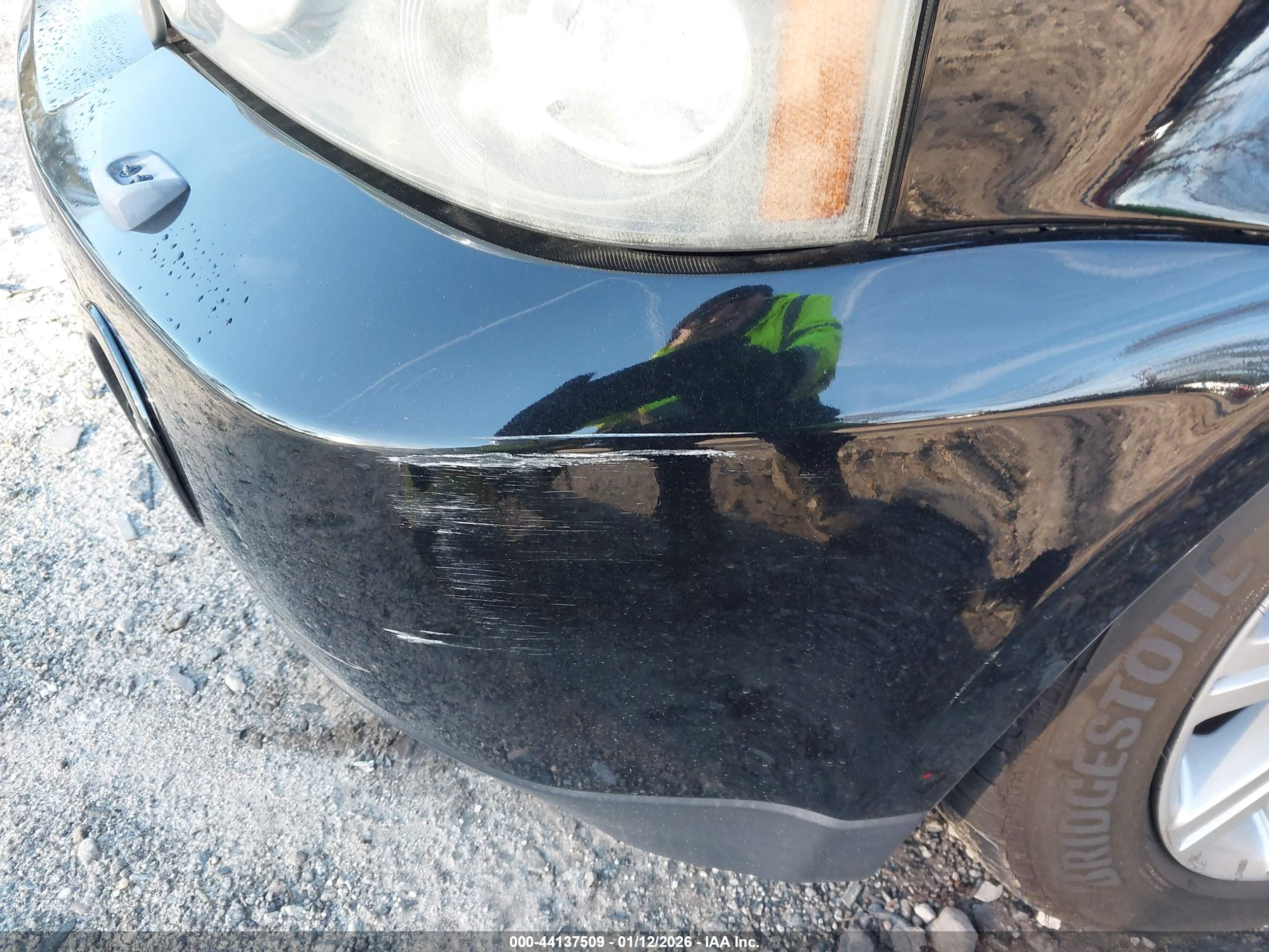 LAND ROVER image 6