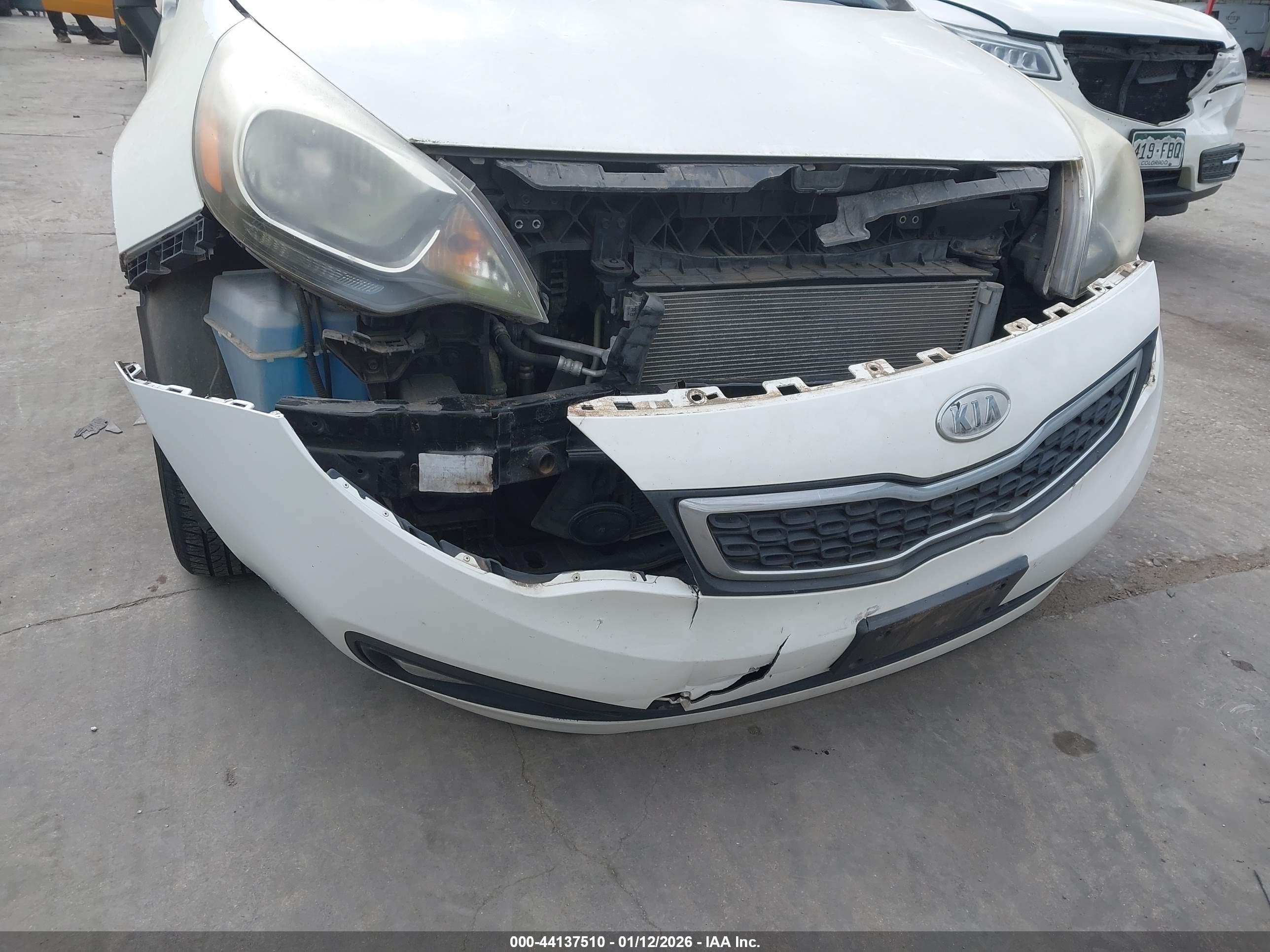 KIA RIO image 6