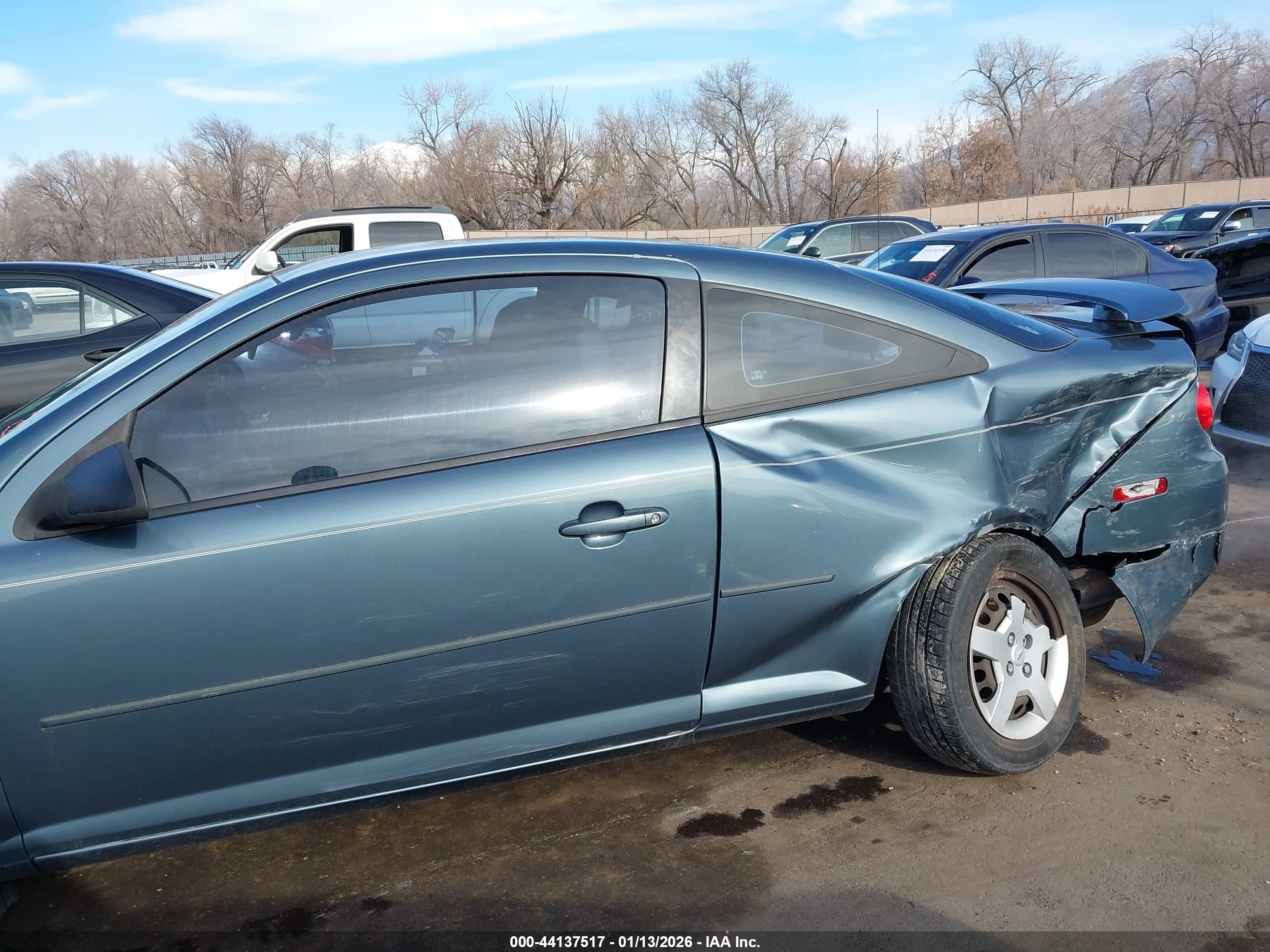 CHEVROLET COBALT image 6