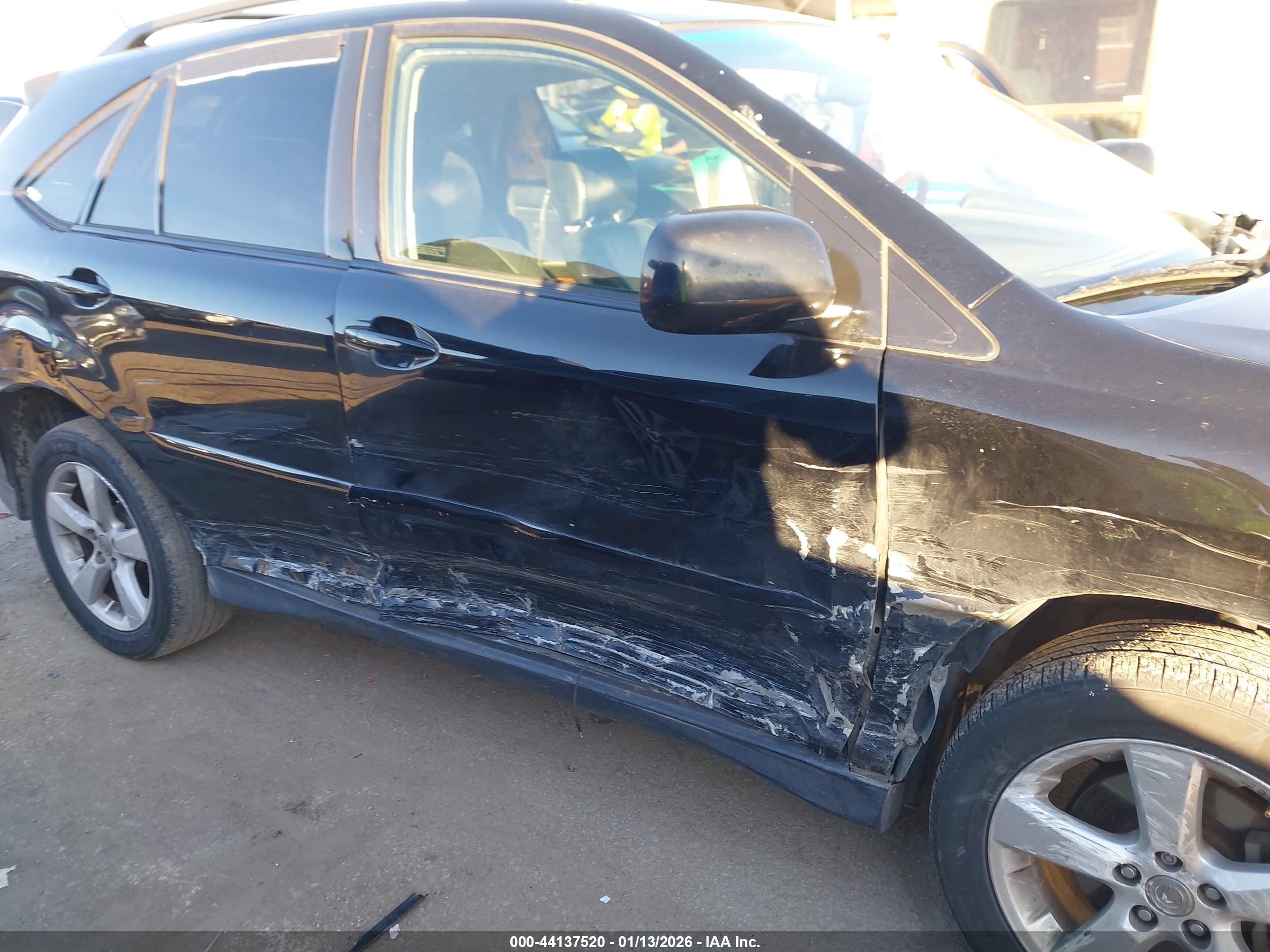 LEXUS RX image 6