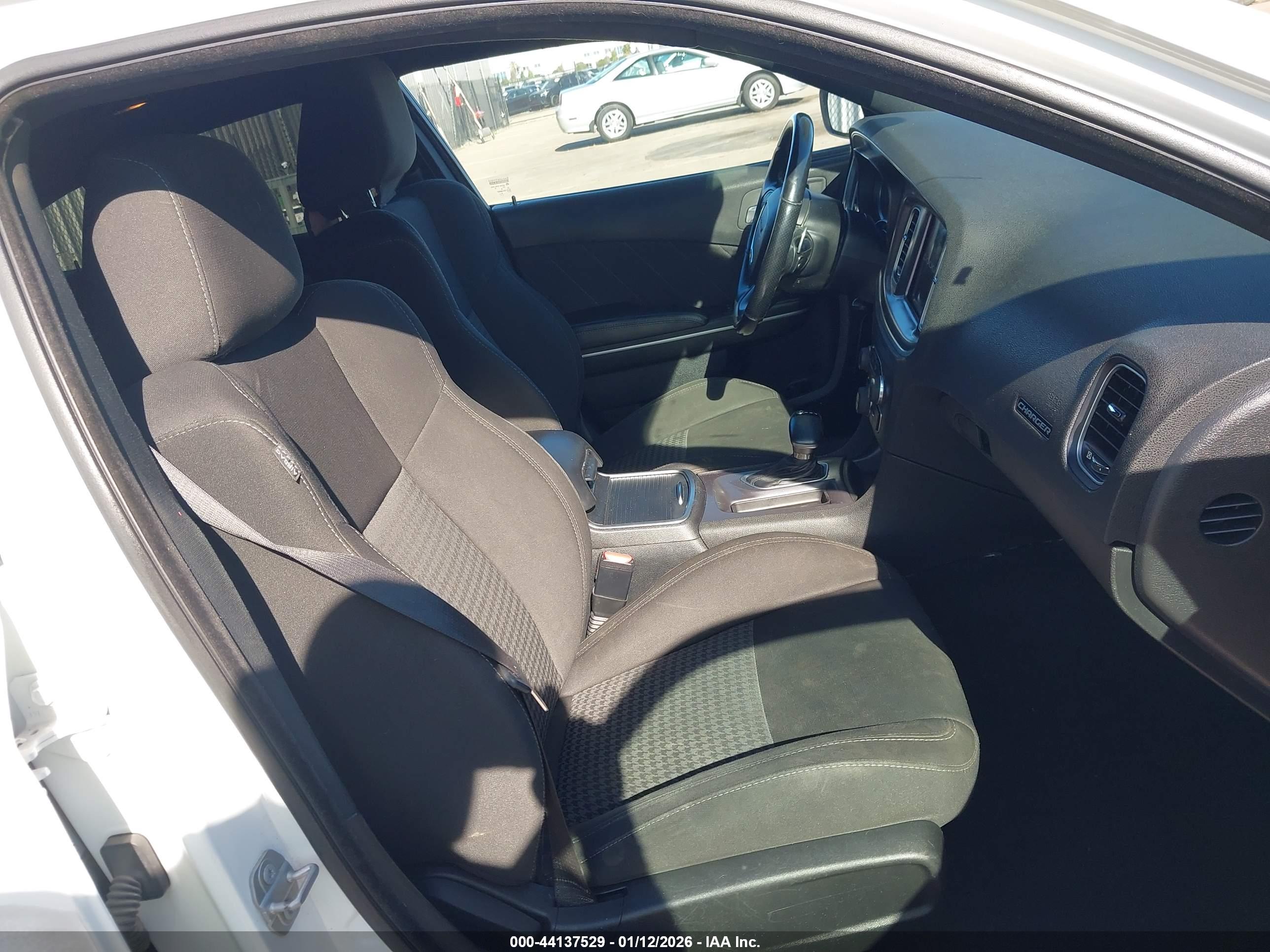 DODGE CHARGER image 5