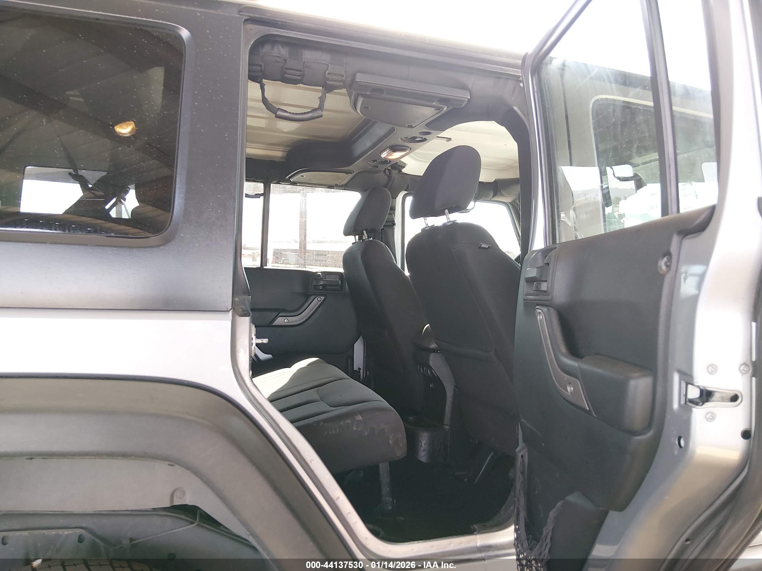 JEEP WRANGLER image 8
