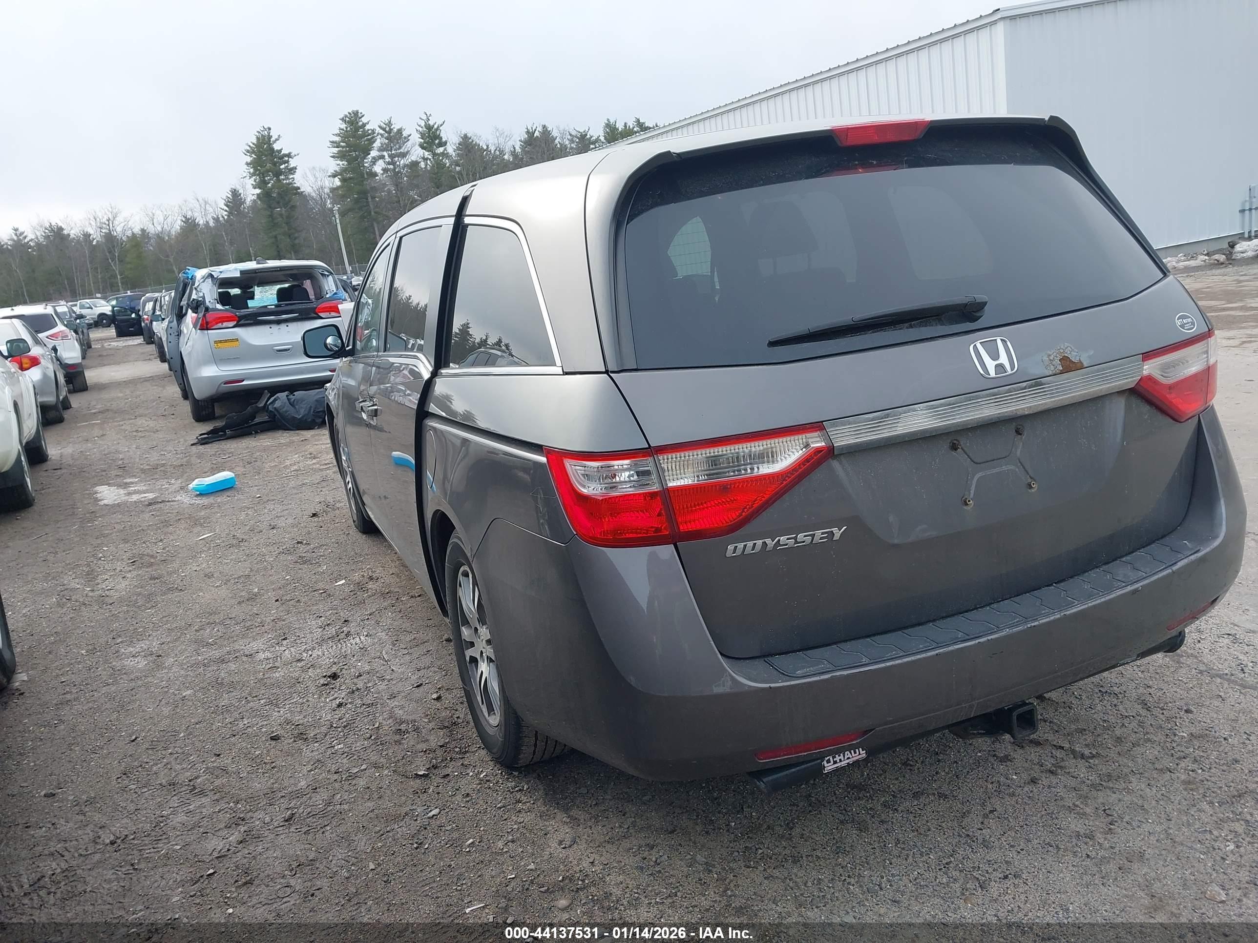 HONDA ODYSSEY image 3