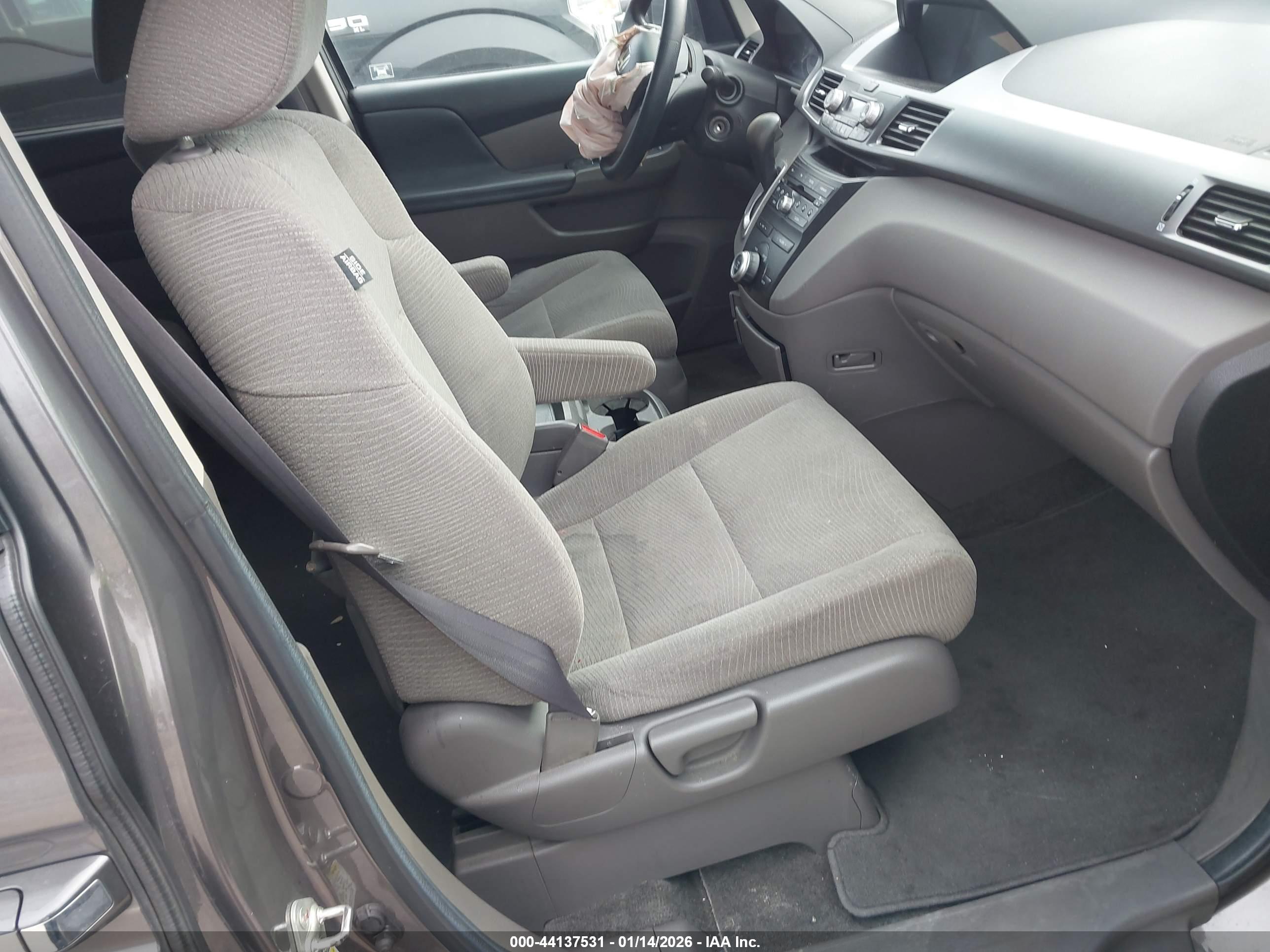 HONDA ODYSSEY image 5