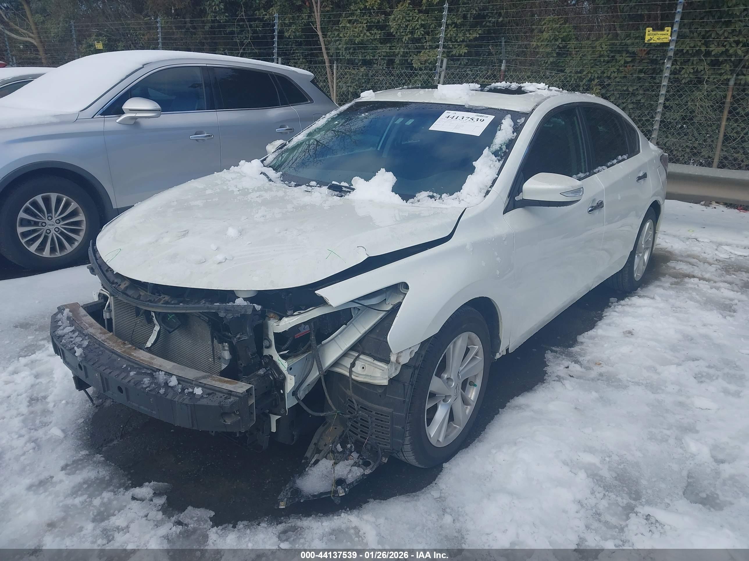 NISSAN ALTIMA image 2