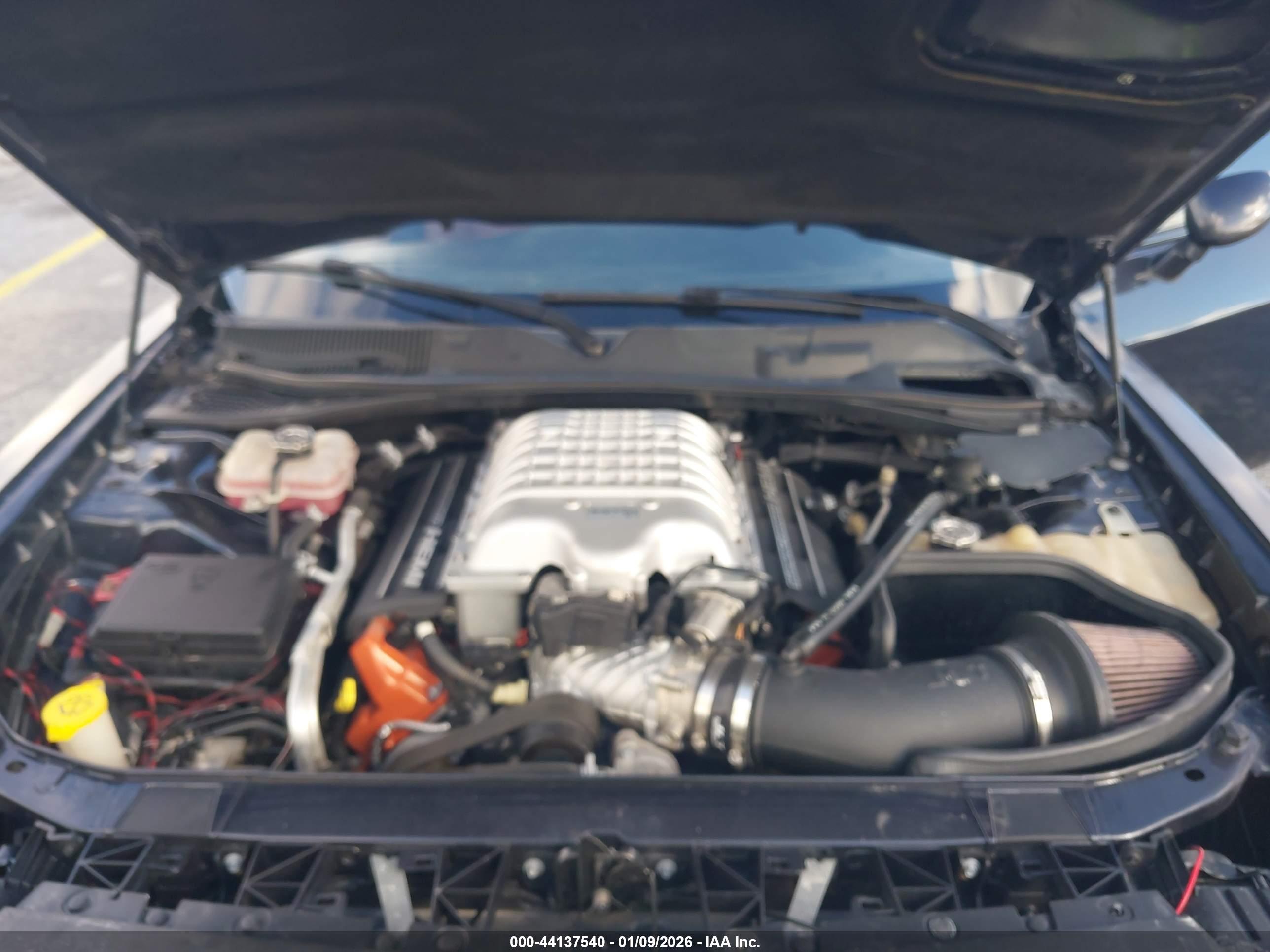 DODGE CHALLENGER image 10