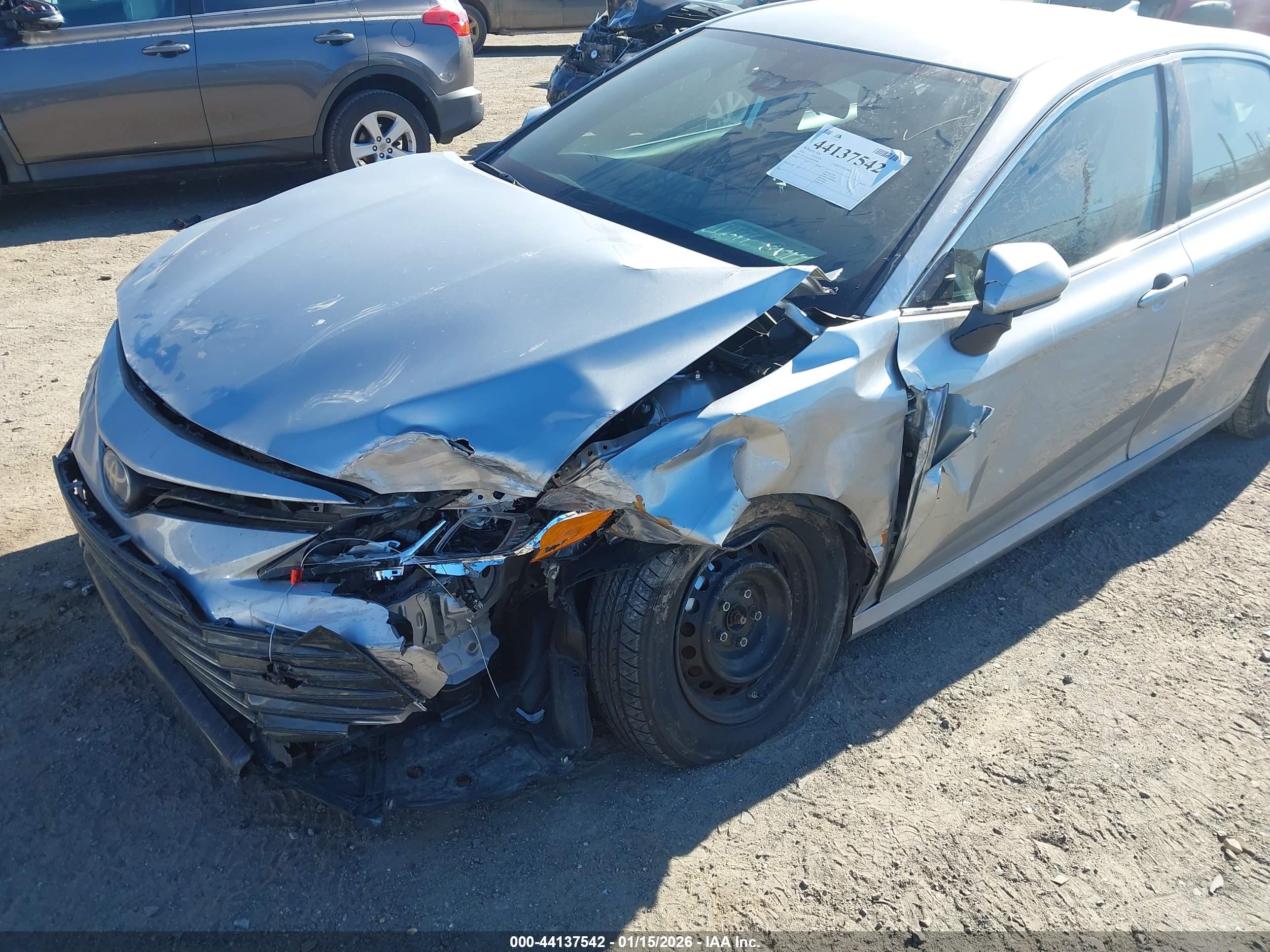 TOYOTA CAMRY image 6