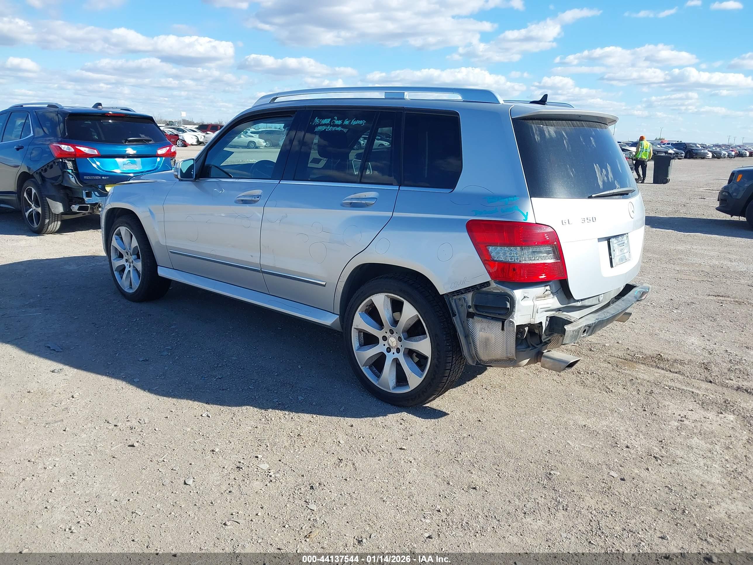 MERCEDES-BENZ GLK image 3