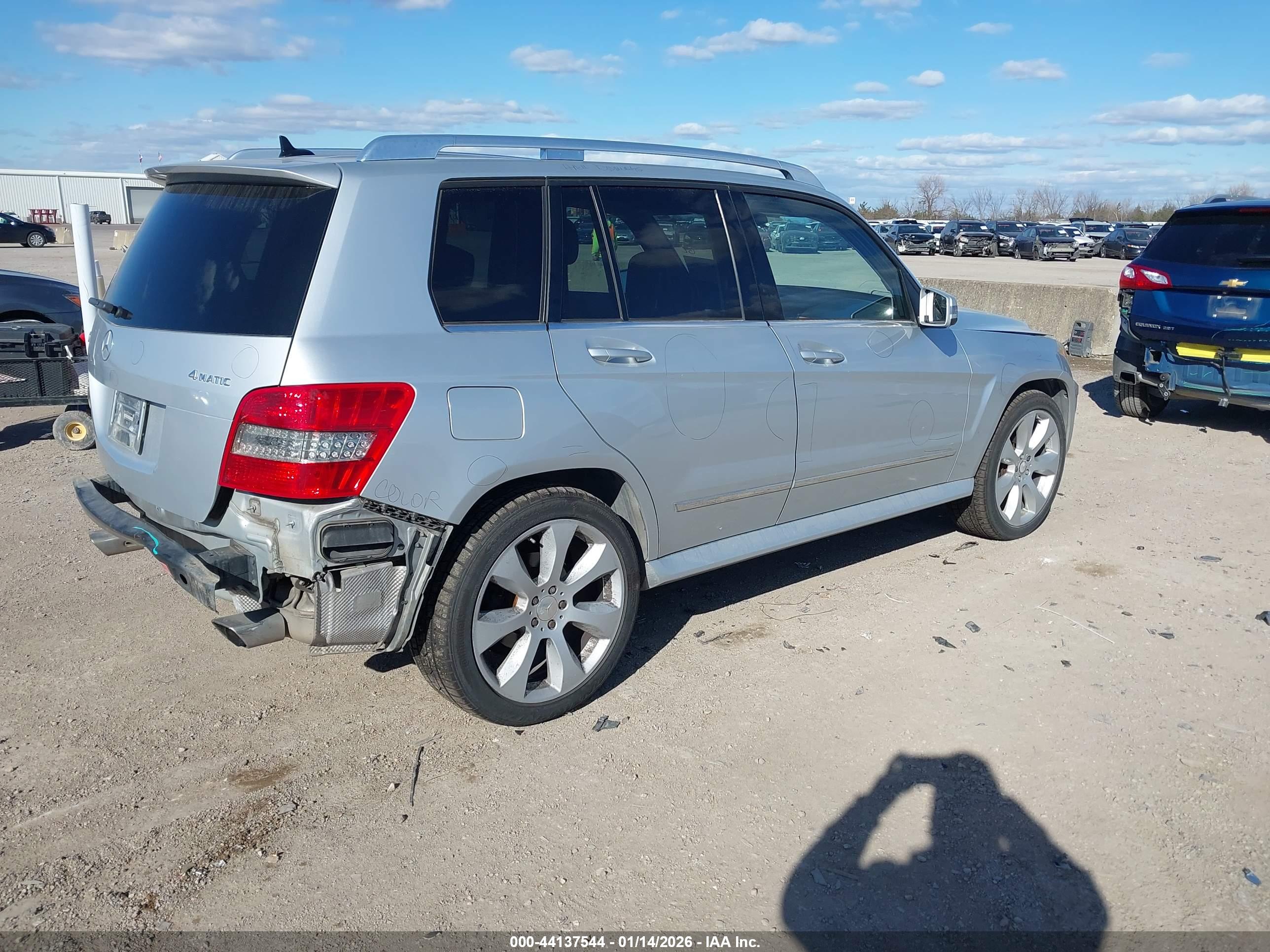 MERCEDES-BENZ GLK image 4