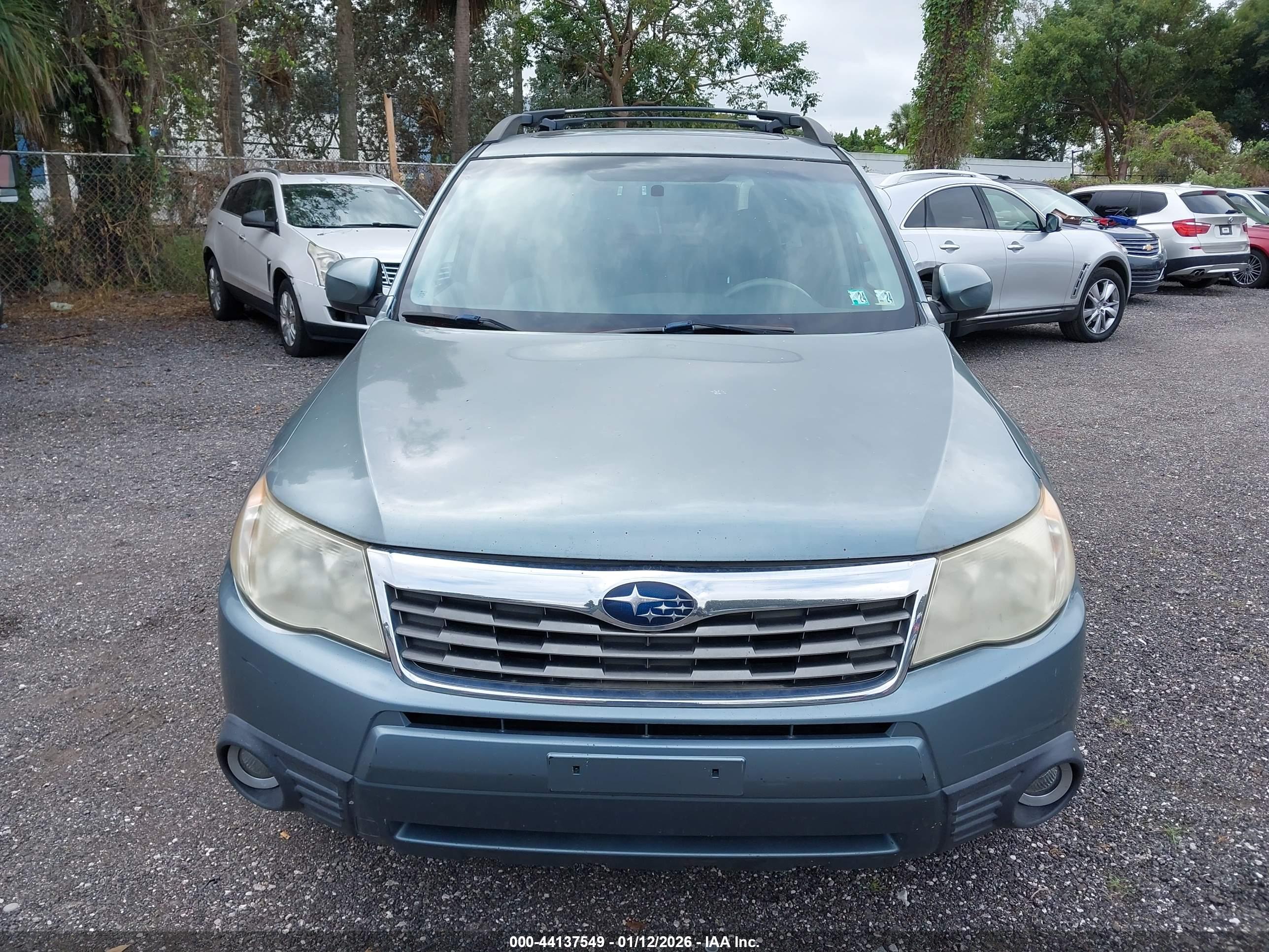 SUBARU FORESTER image 6