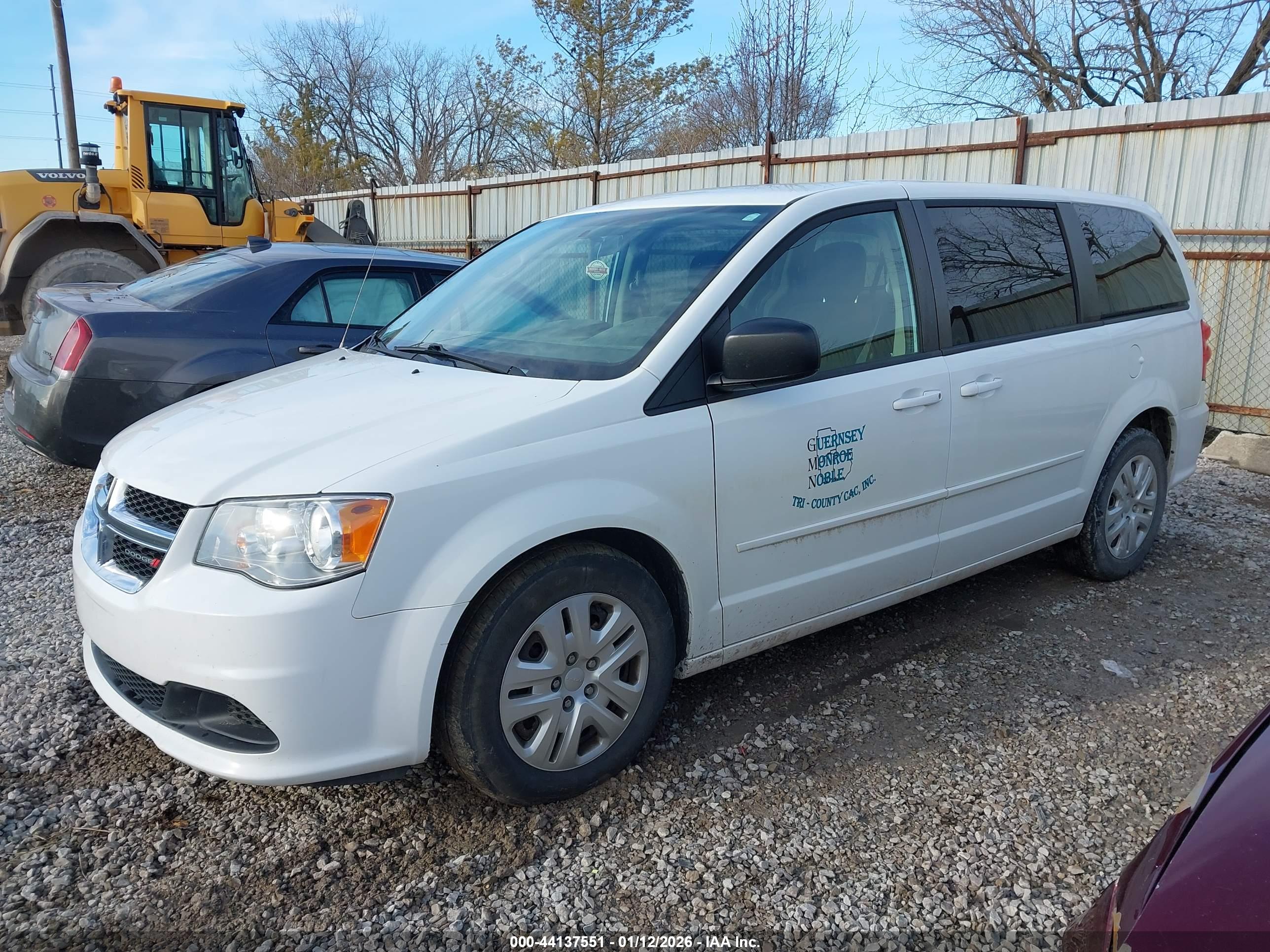 DODGE GRAND image 2