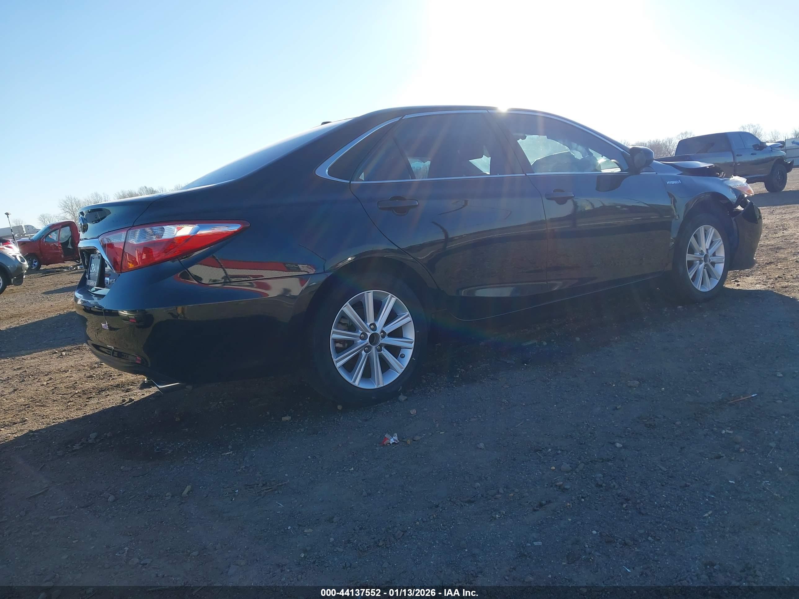 TOYOTA CAMRY image 4