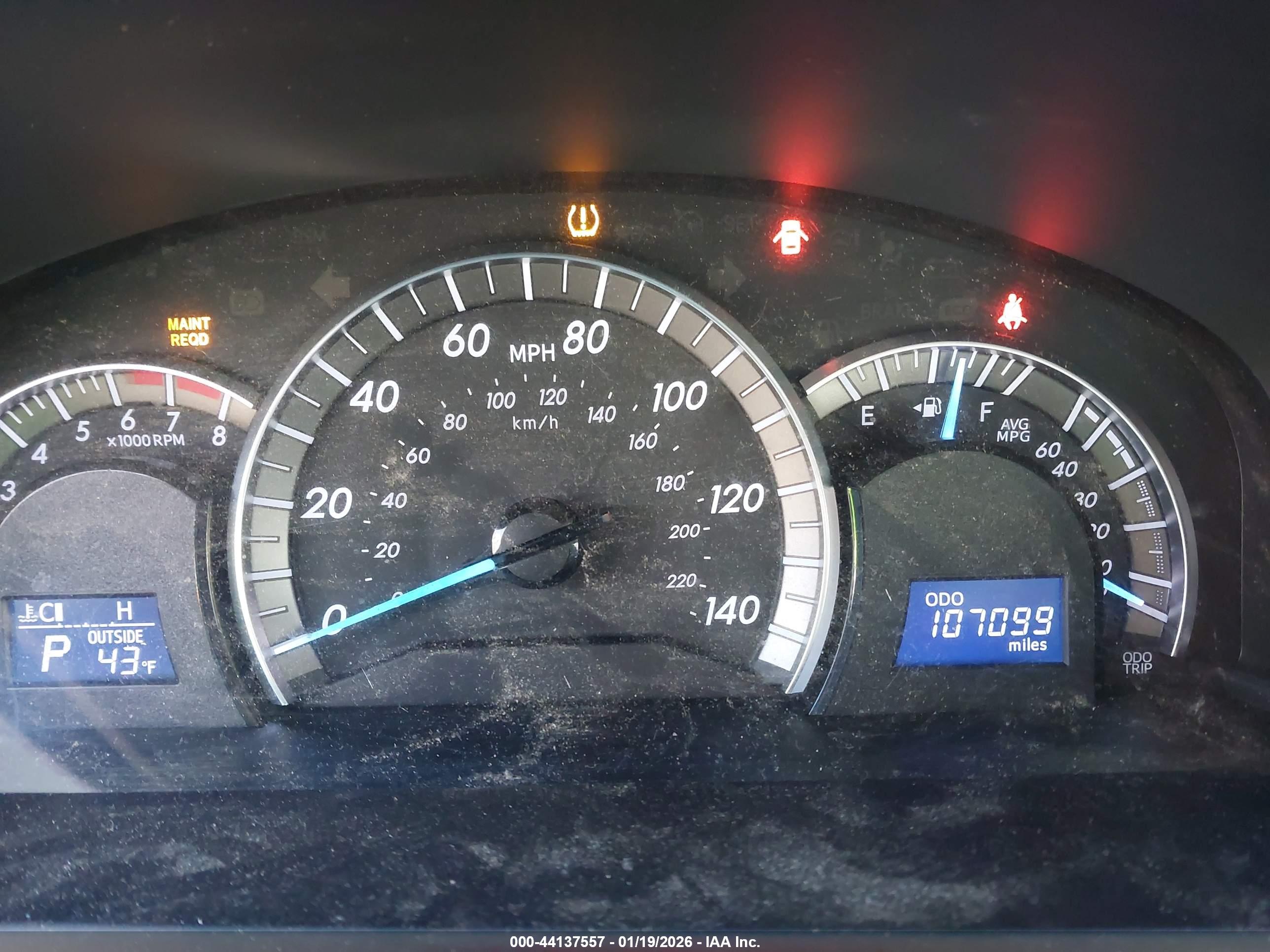 TOYOTA CAMRY image 7