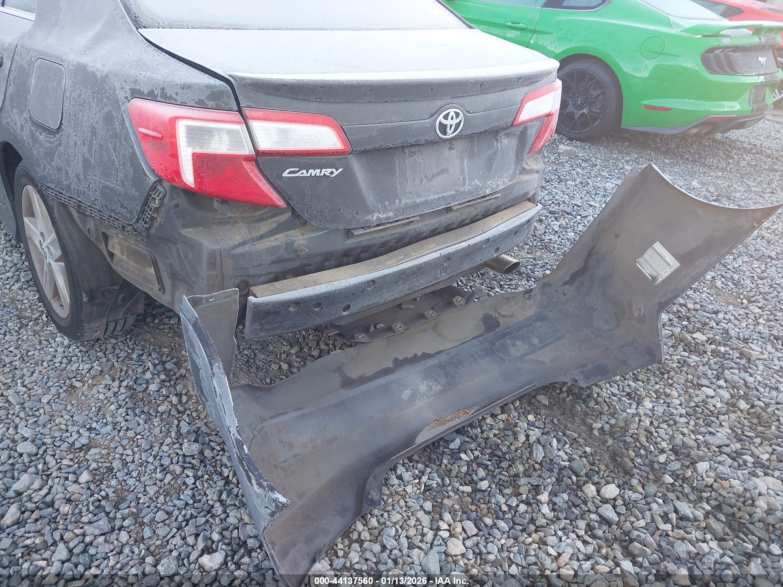 TOYOTA CAMRY image 6