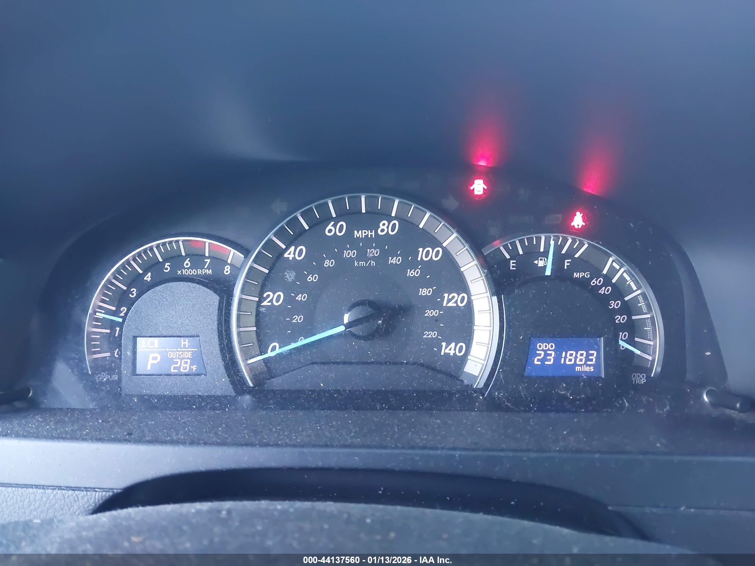 TOYOTA CAMRY image 7