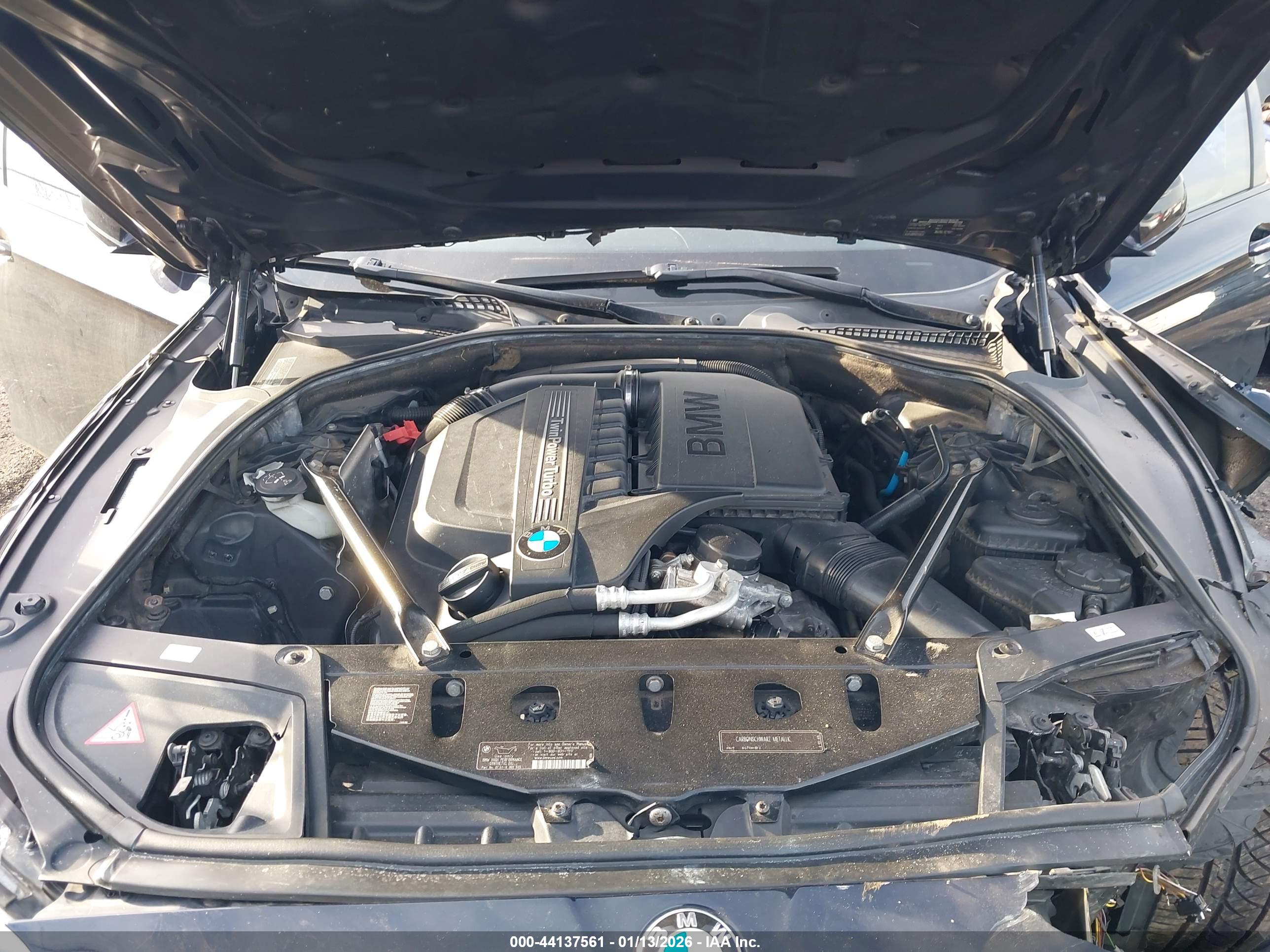 BMW 535I image 10