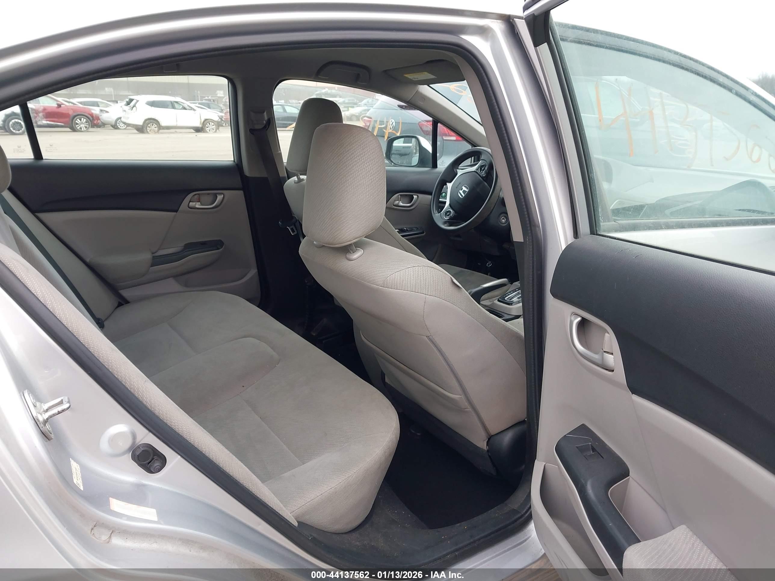 HONDA CIVIC image 8