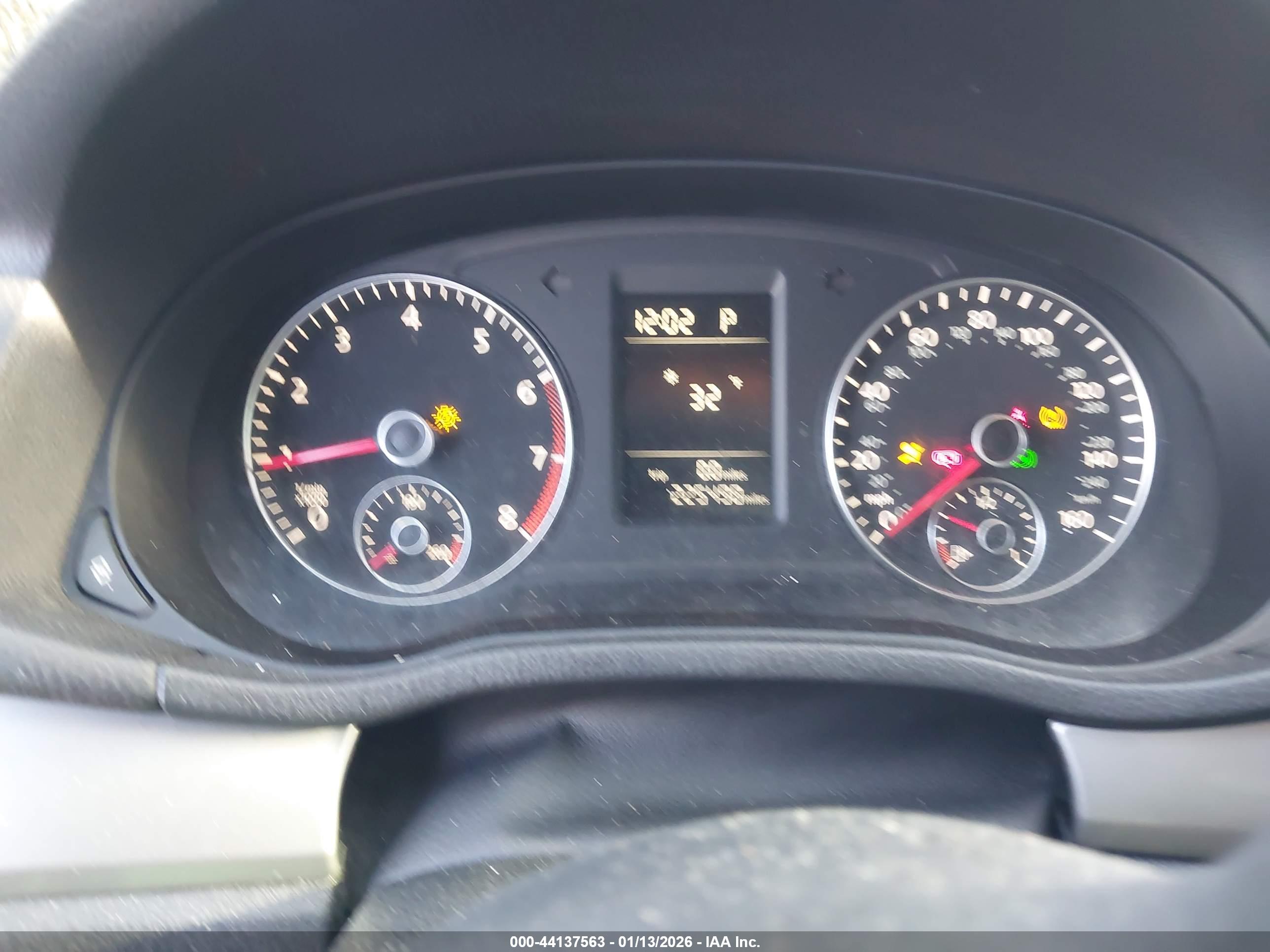 VOLKSWAGEN PASSAT image 7