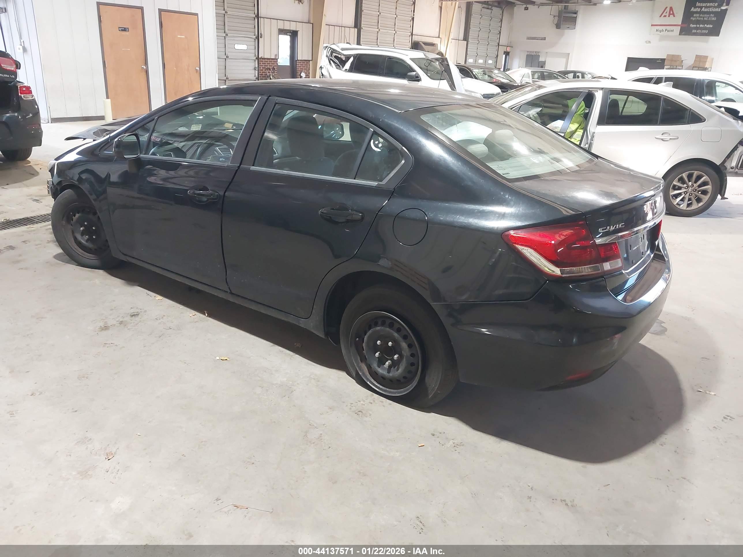 HONDA CIVIC image 3