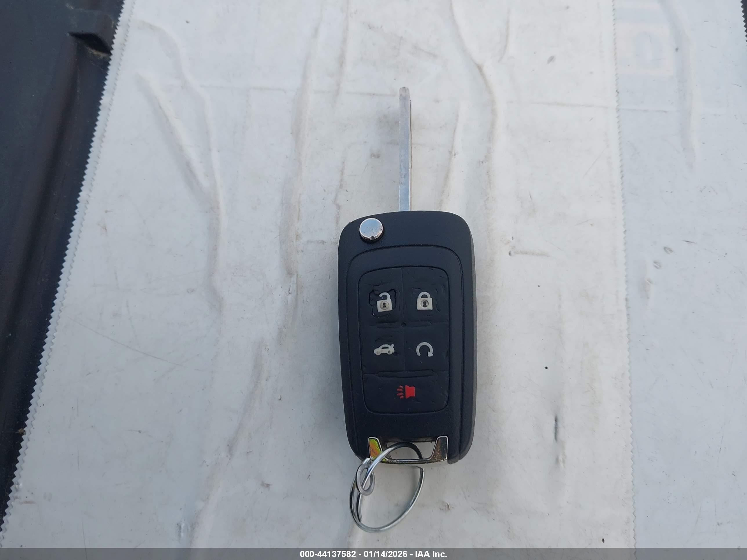 CHEVROLET EQUINOX image 11