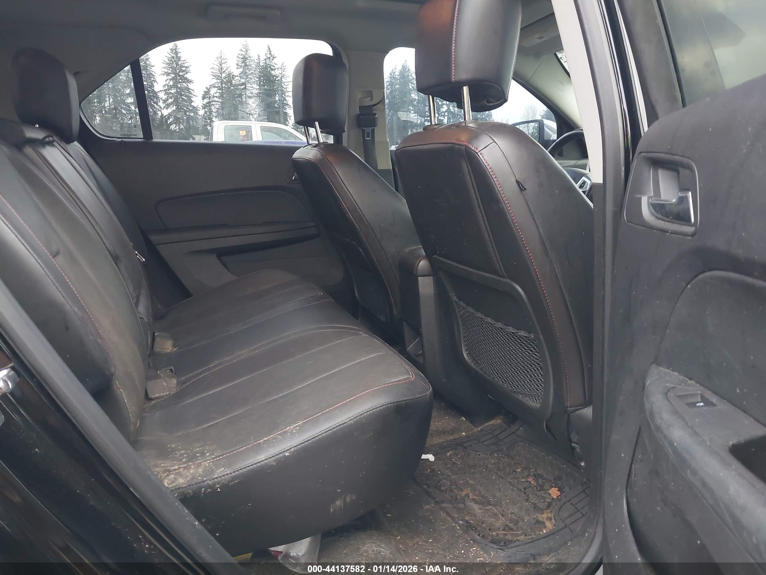 CHEVROLET EQUINOX image 8