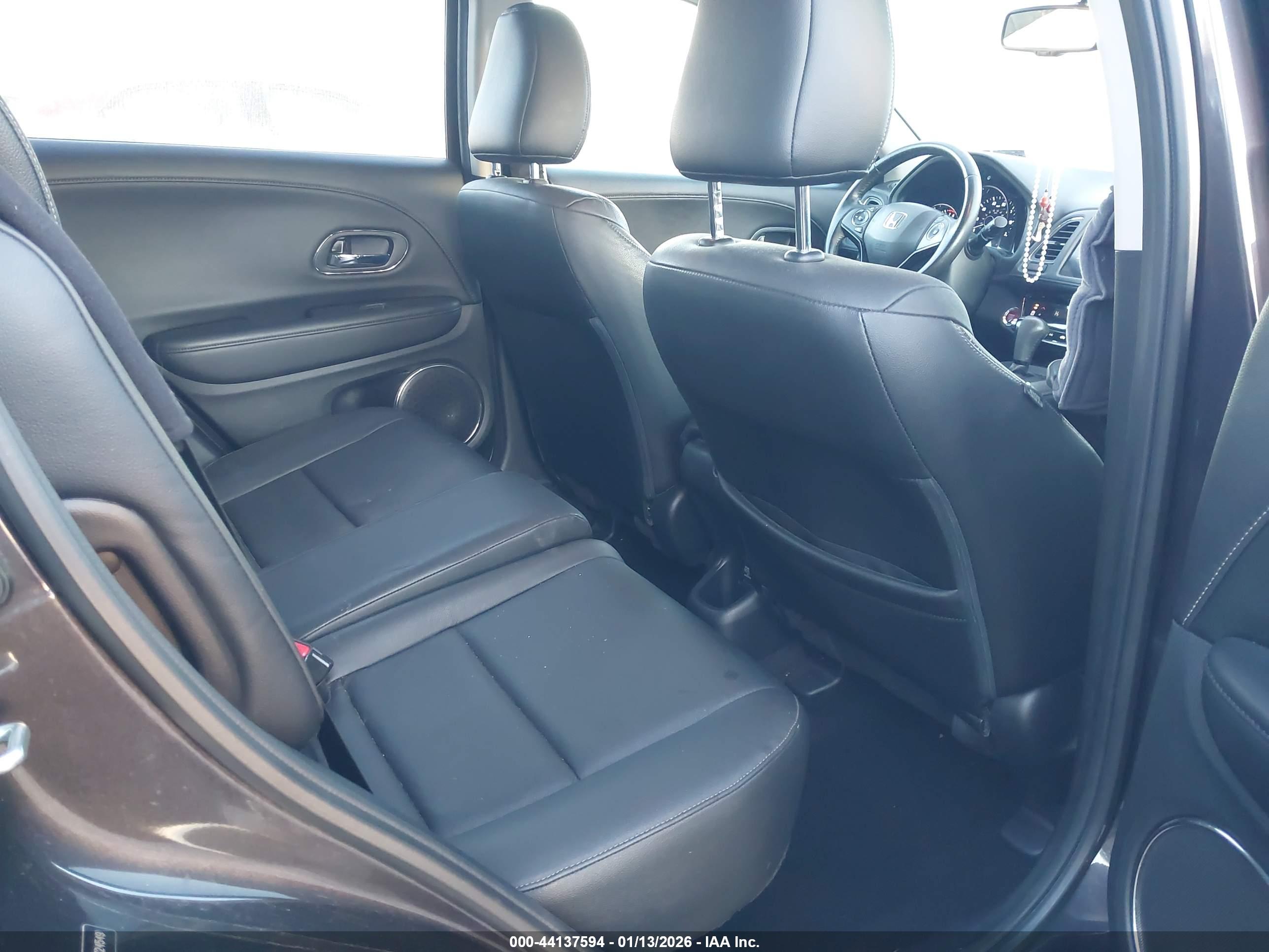 HONDA HR-V image 8