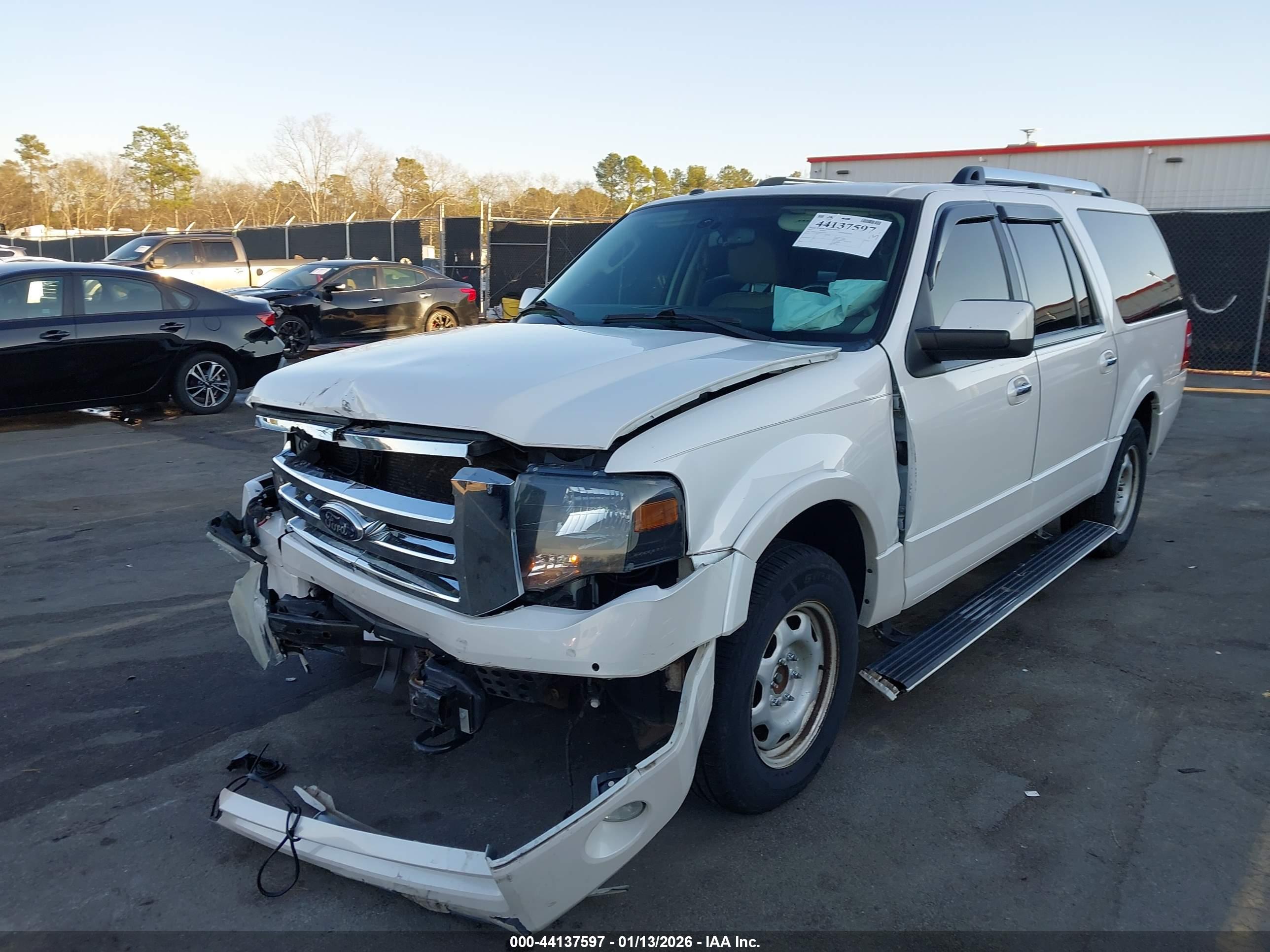FORD EXPEDITION image 2