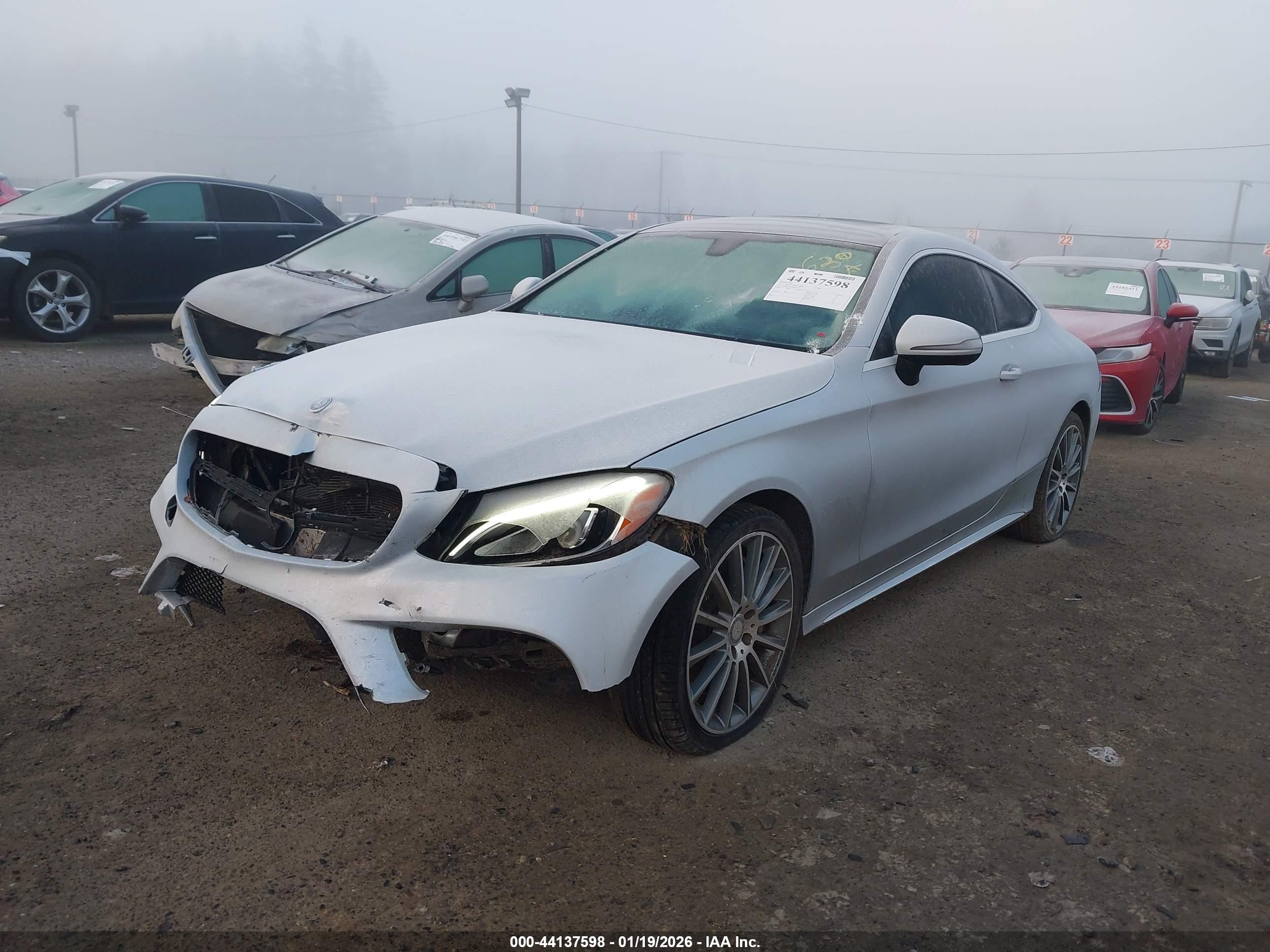 MERCEDES-BENZ C image 2