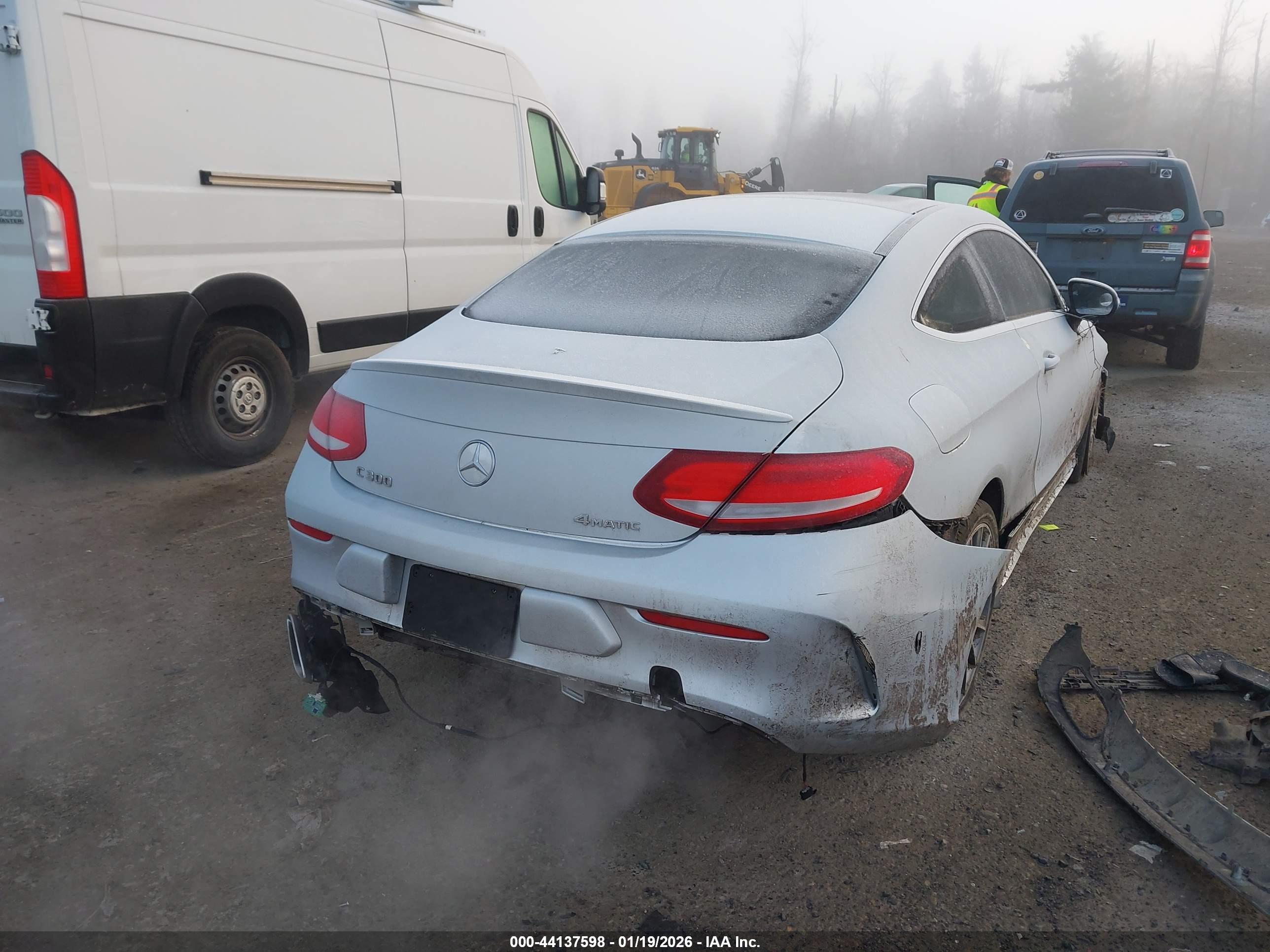 MERCEDES-BENZ C image 4