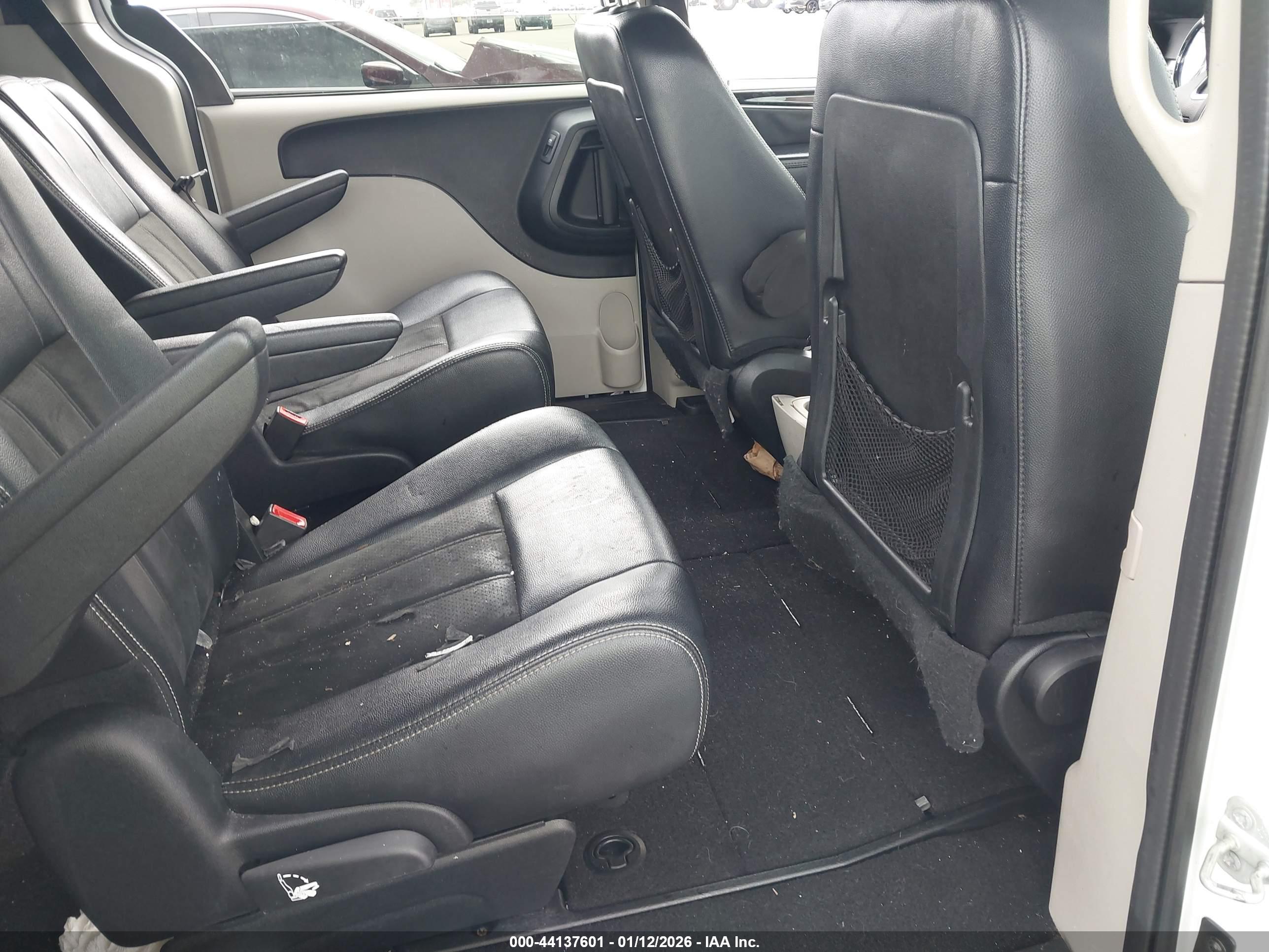DODGE GRAND image 8
