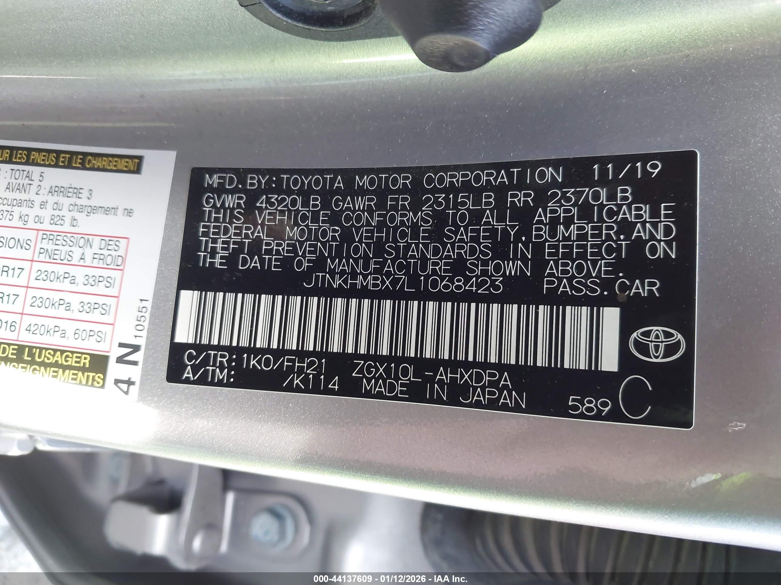 TOYOTA C-HR image 9