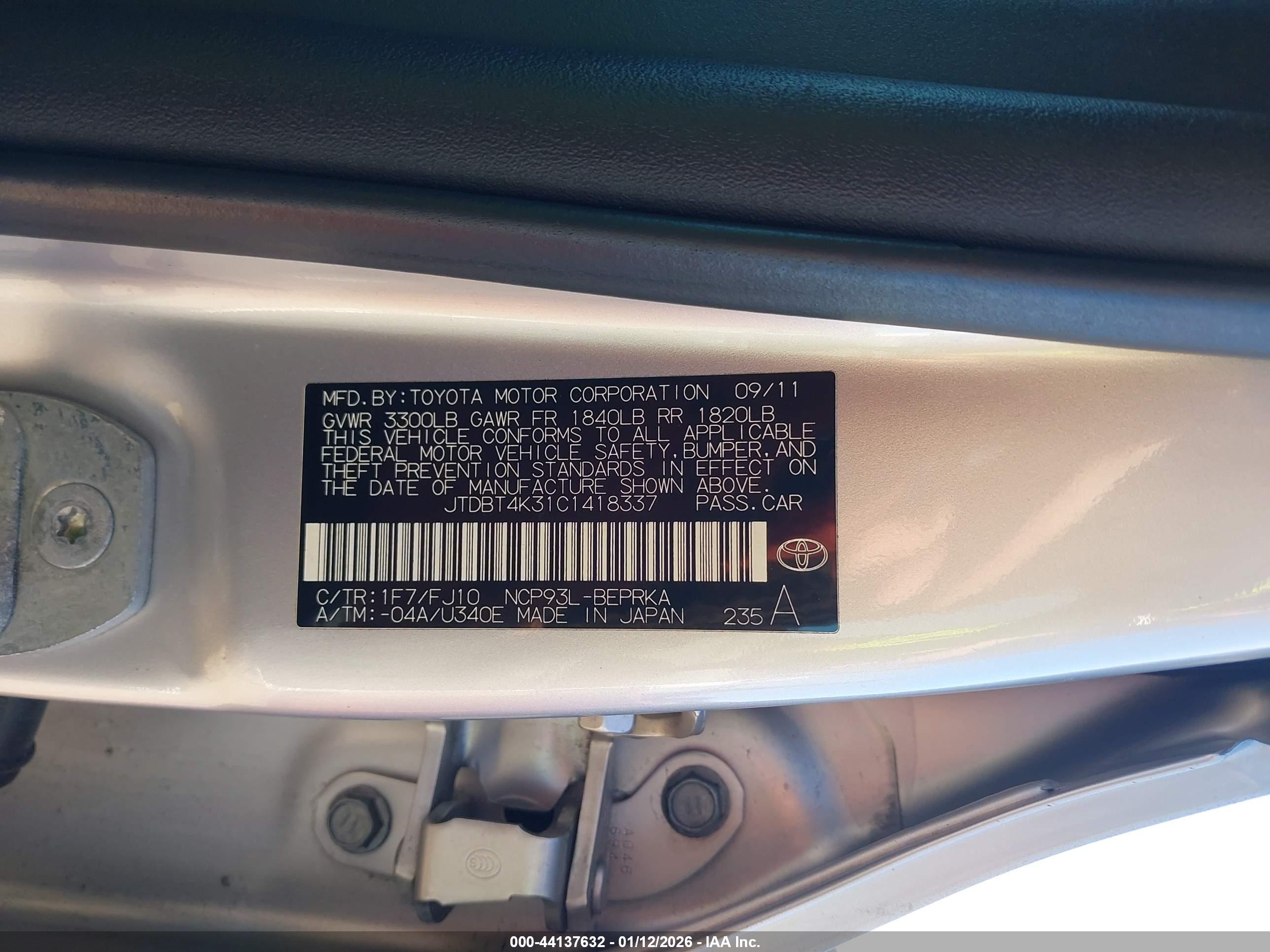 TOYOTA YARIS image 9