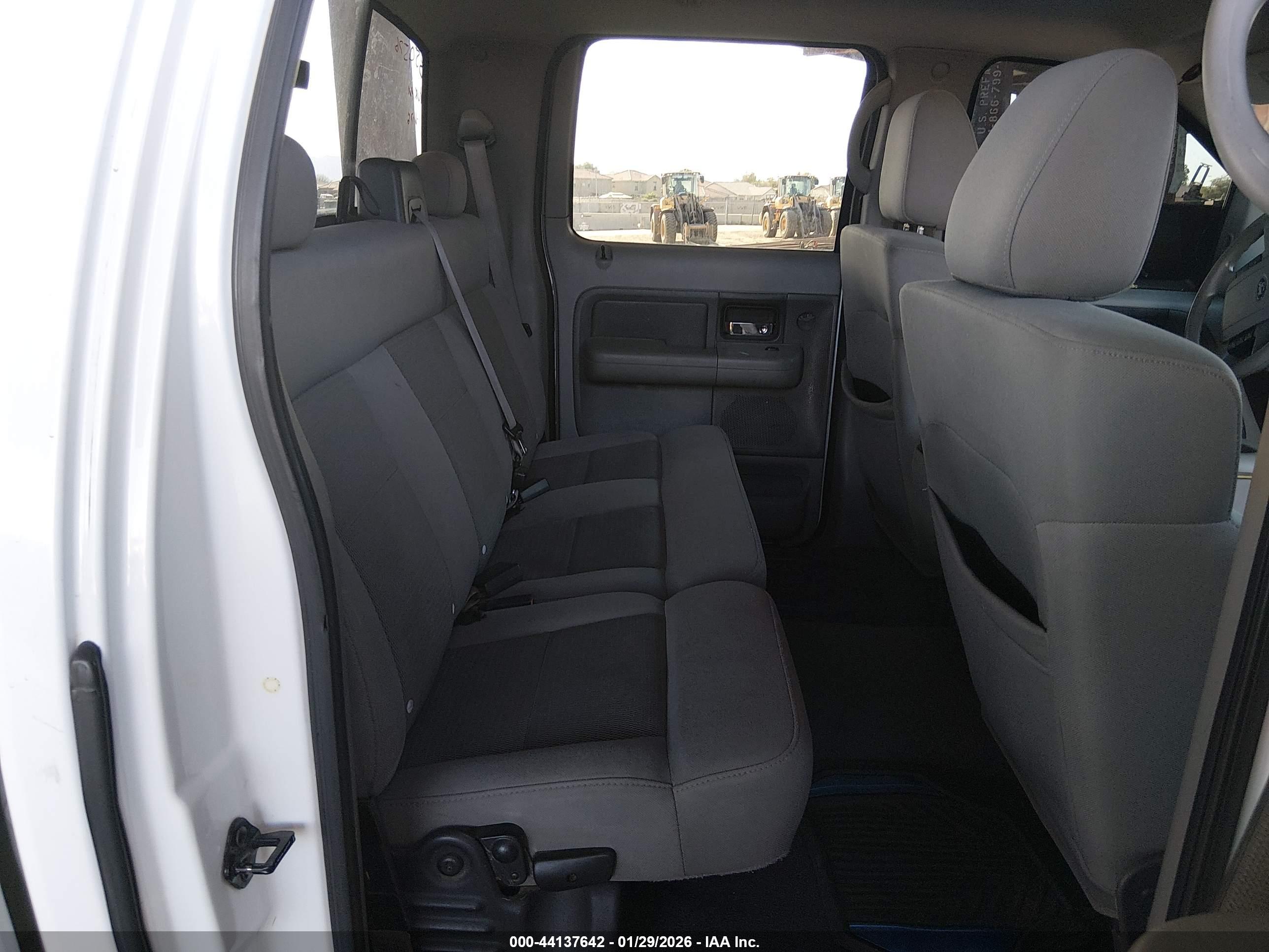 FORD F-150 image 8