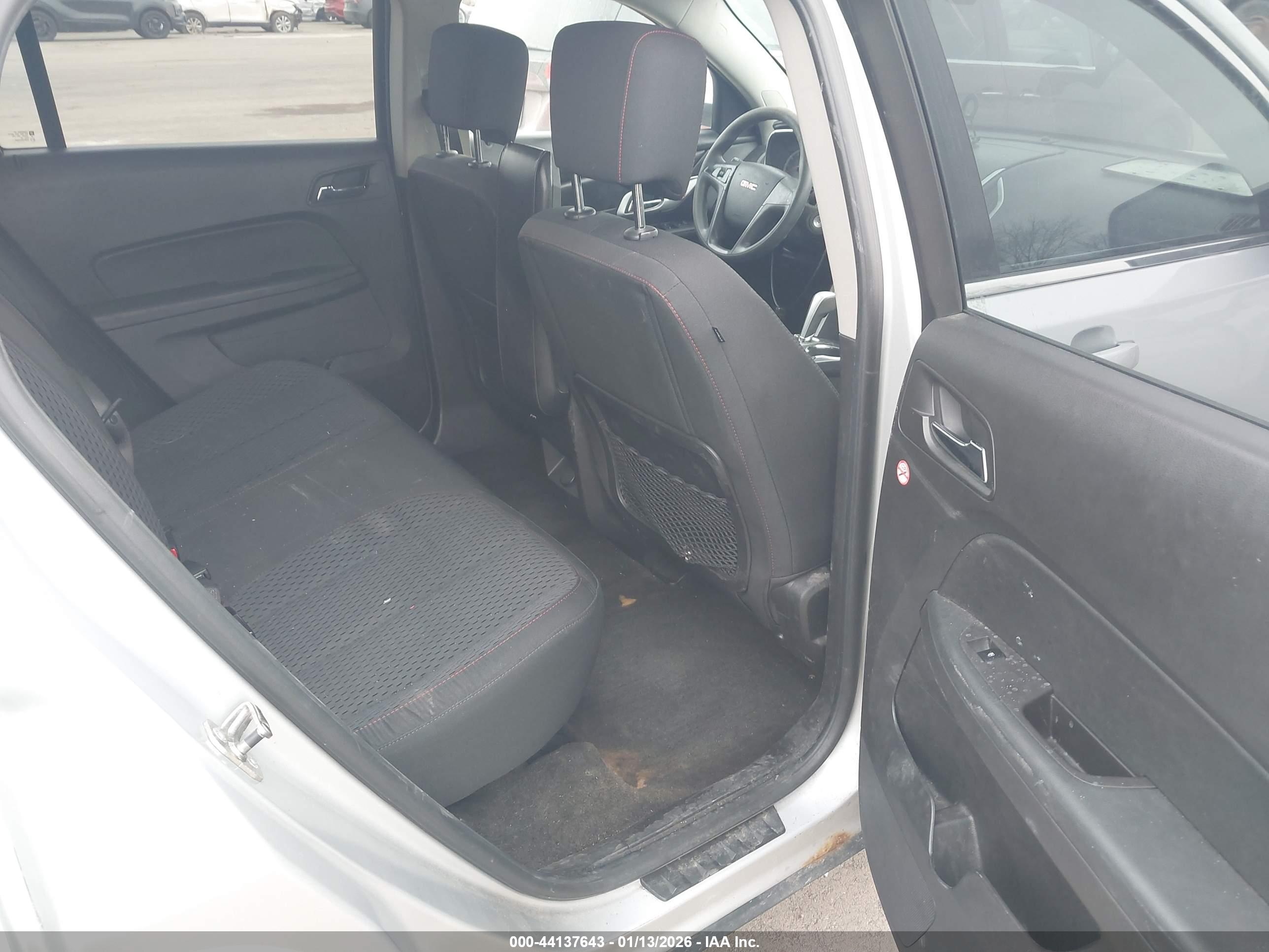 GMC TERRAIN image 8