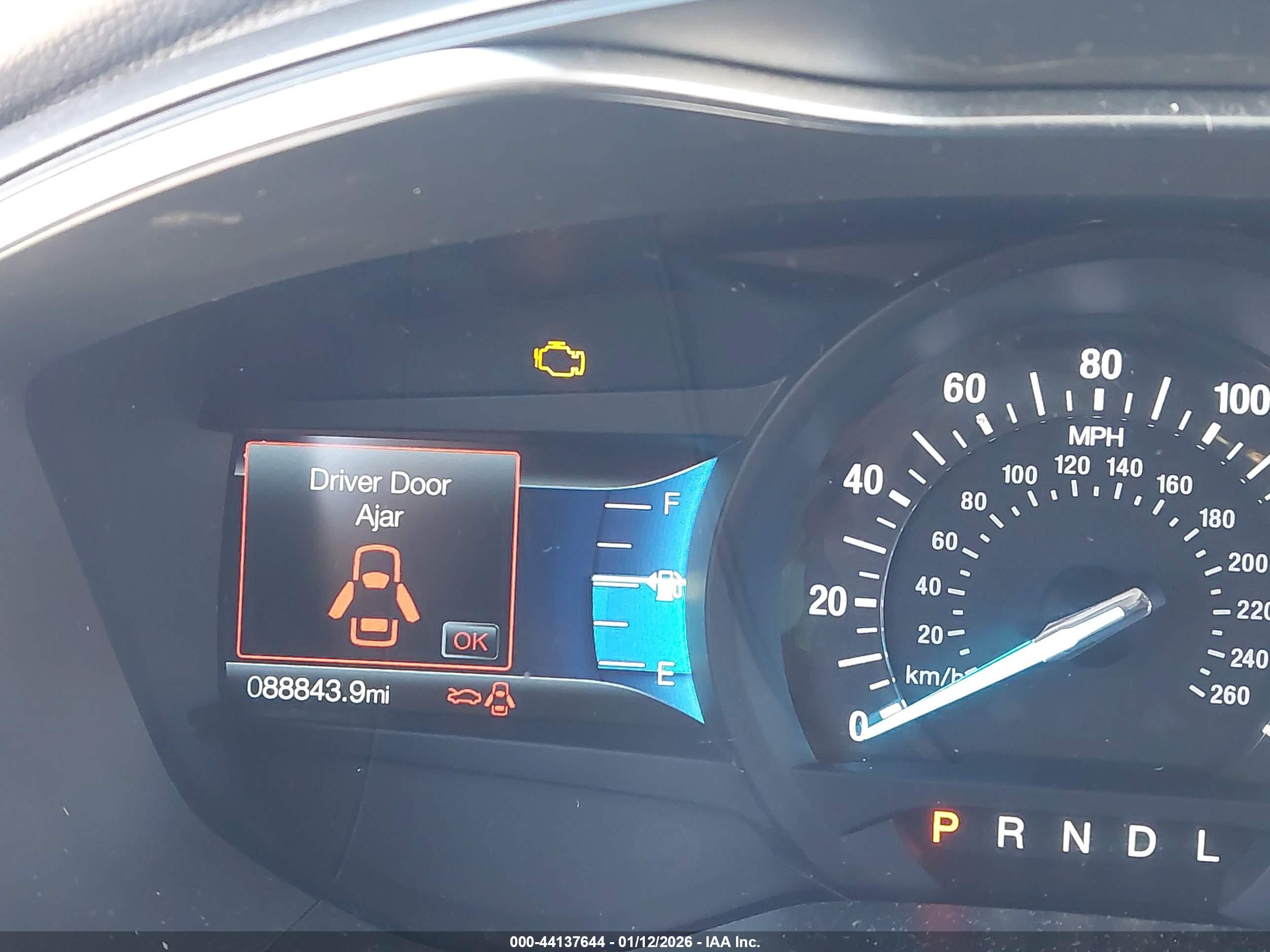 FORD FUSION image 7