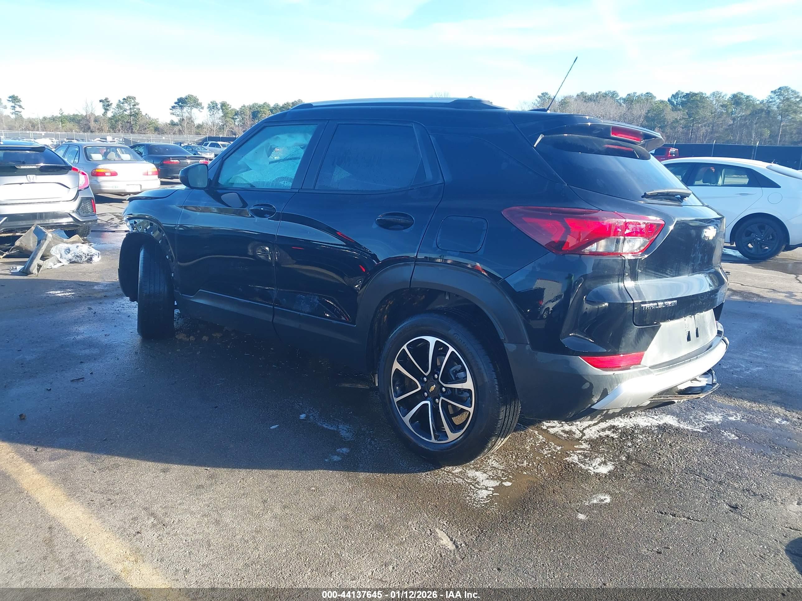 CHEVROLET TRAILBLAZER image 3