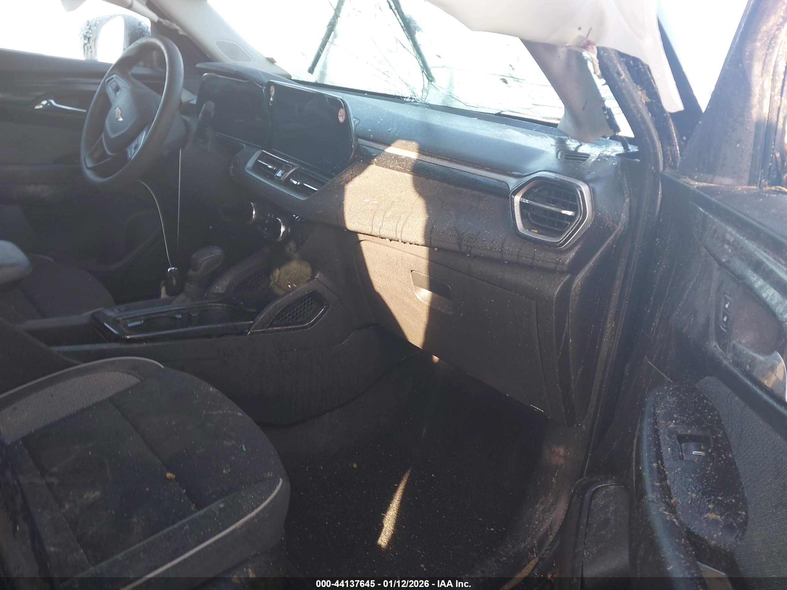 CHEVROLET TRAILBLAZER image 5