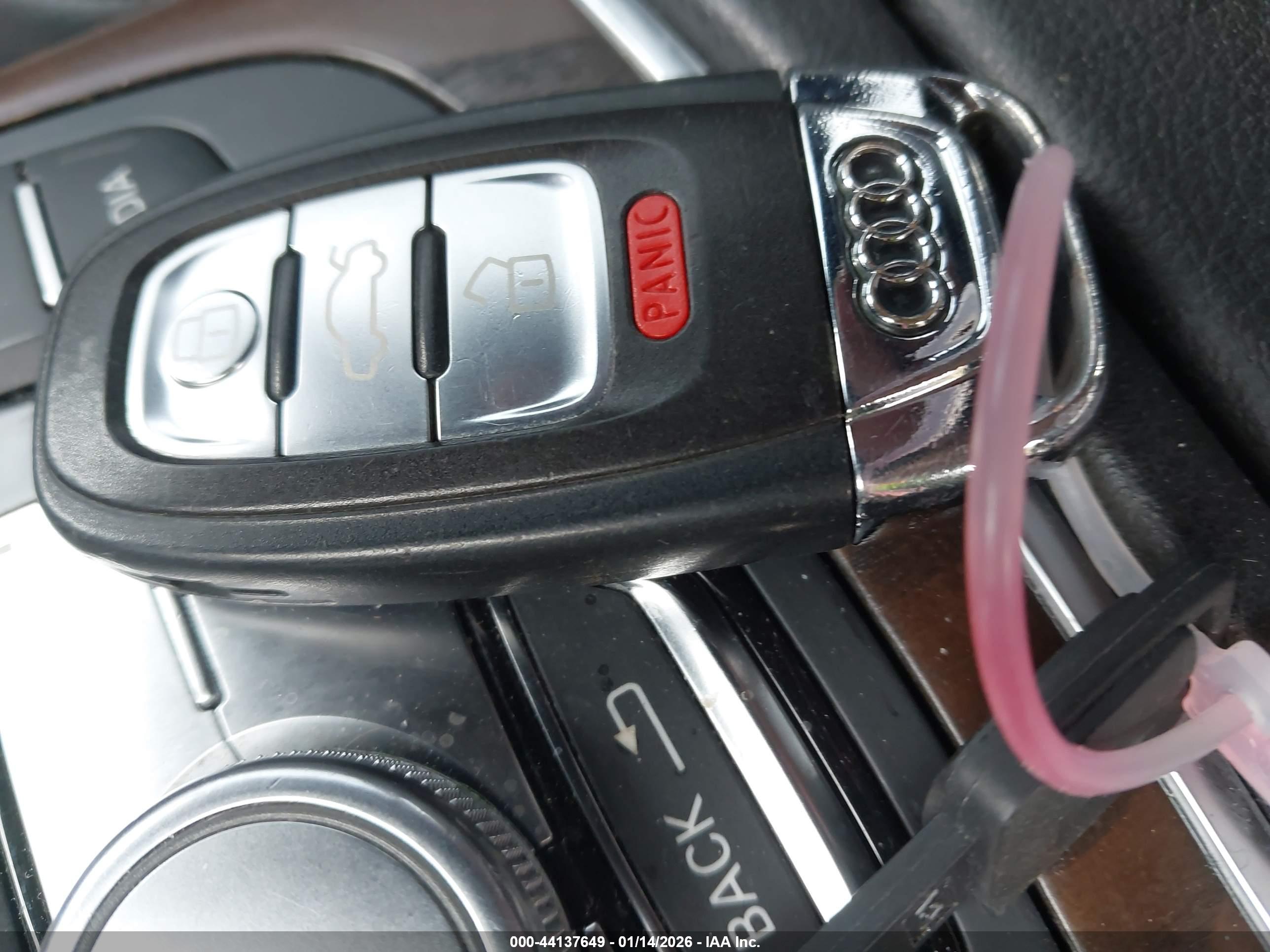 AUDI A6 image 11