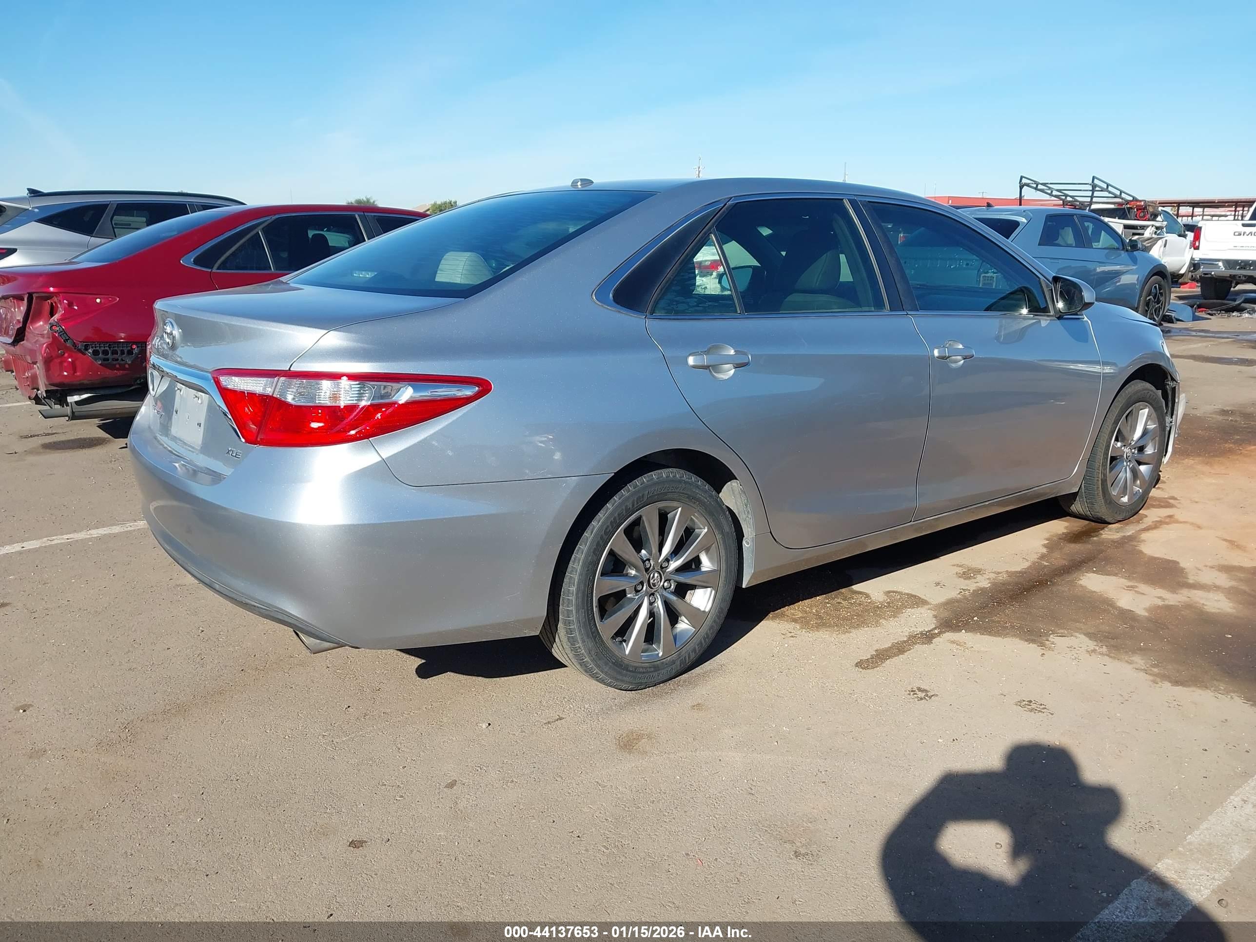 TOYOTA CAMRY image 4