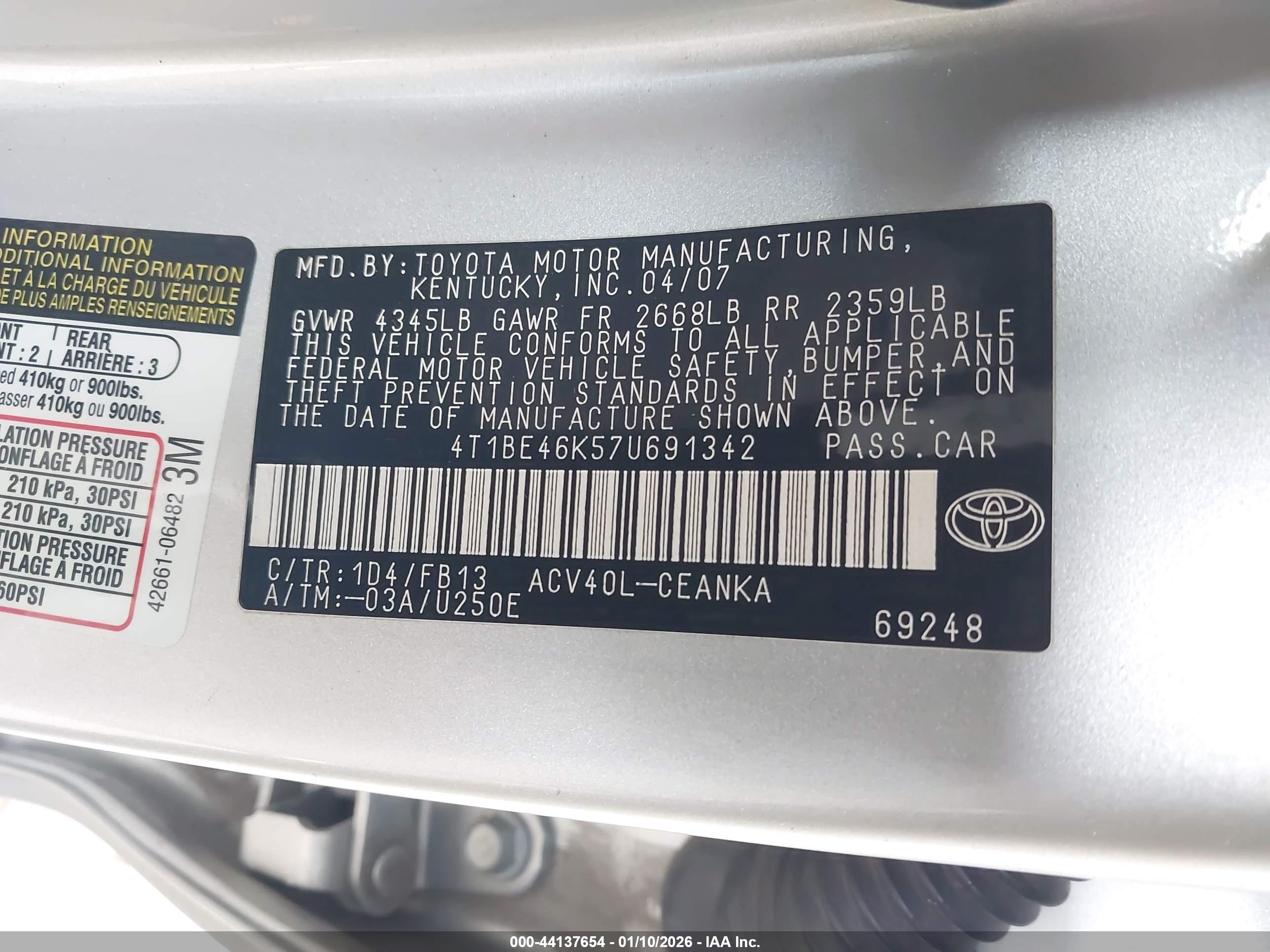 TOYOTA CAMRY image 9
