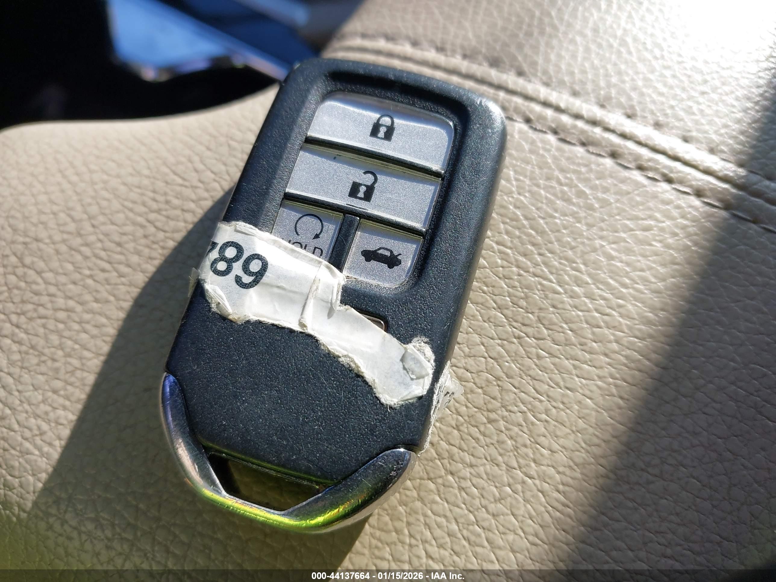 HONDA ACCORD image 11