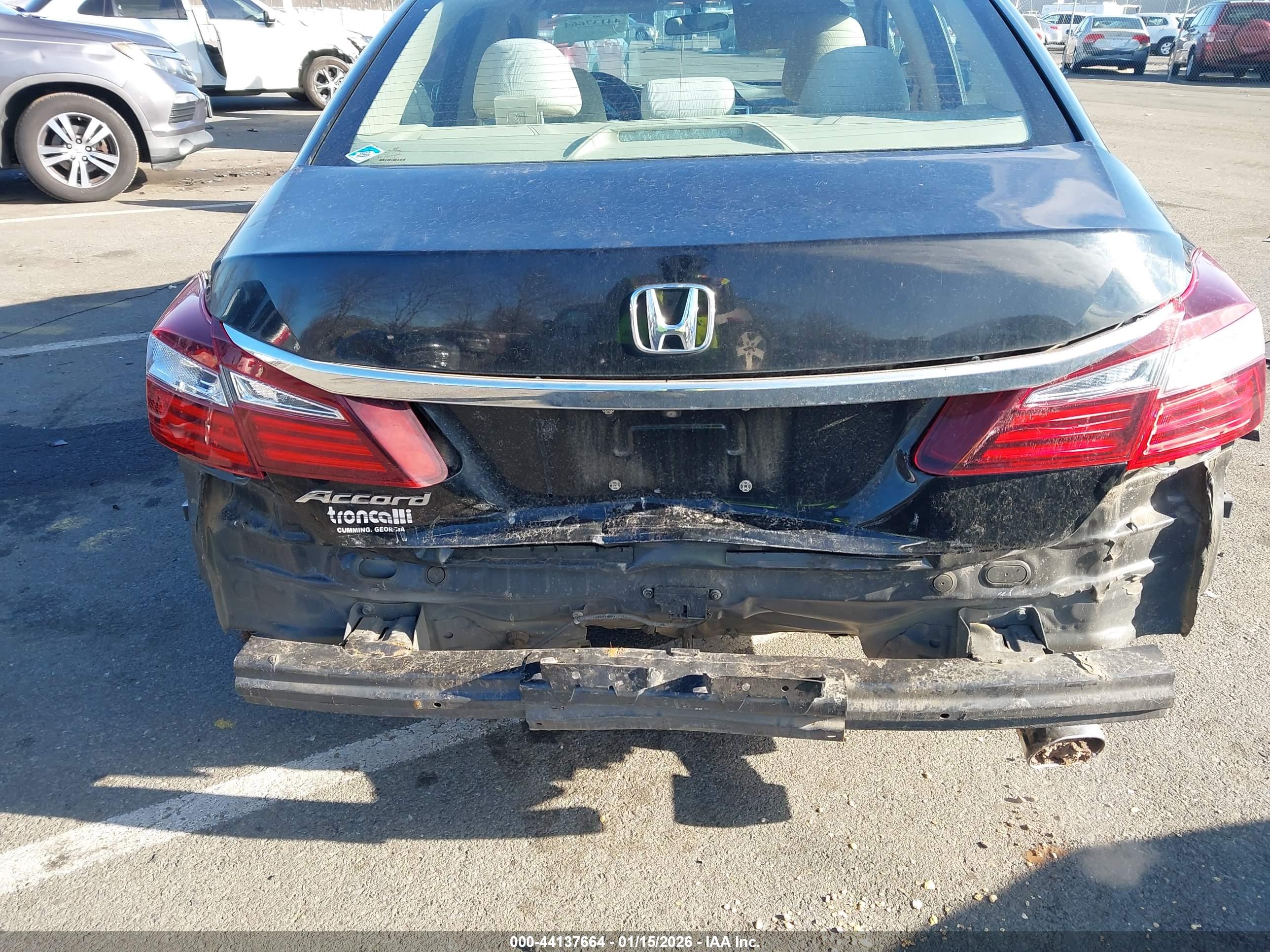HONDA ACCORD image 6
