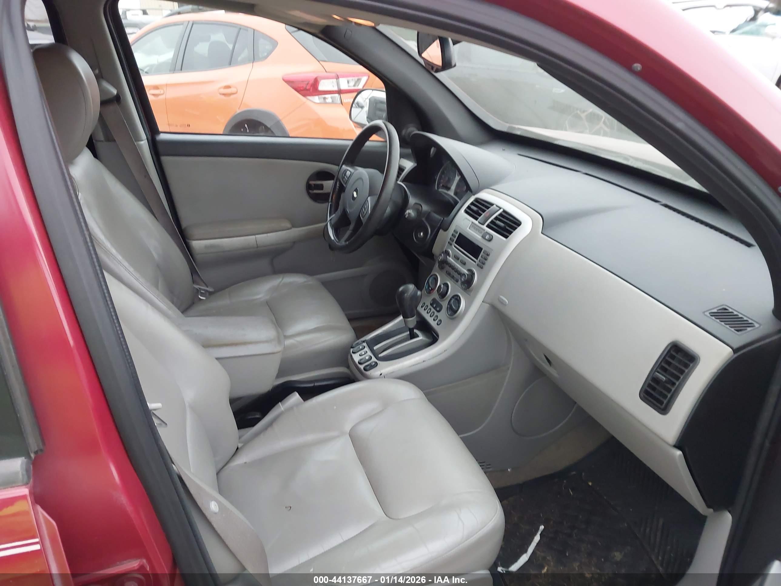CHEVROLET EQUINOX image 5