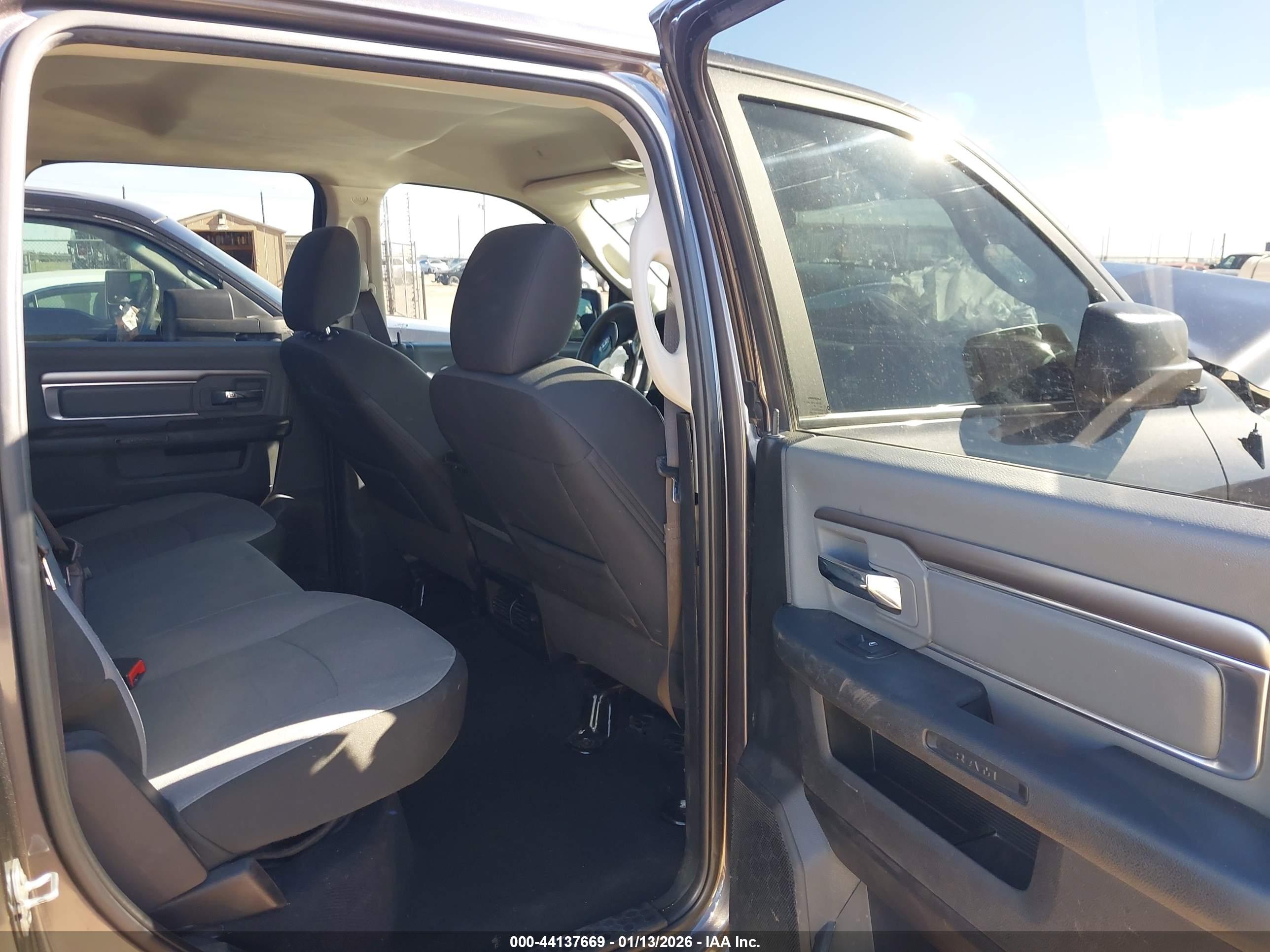 RAM 1500 image 8
